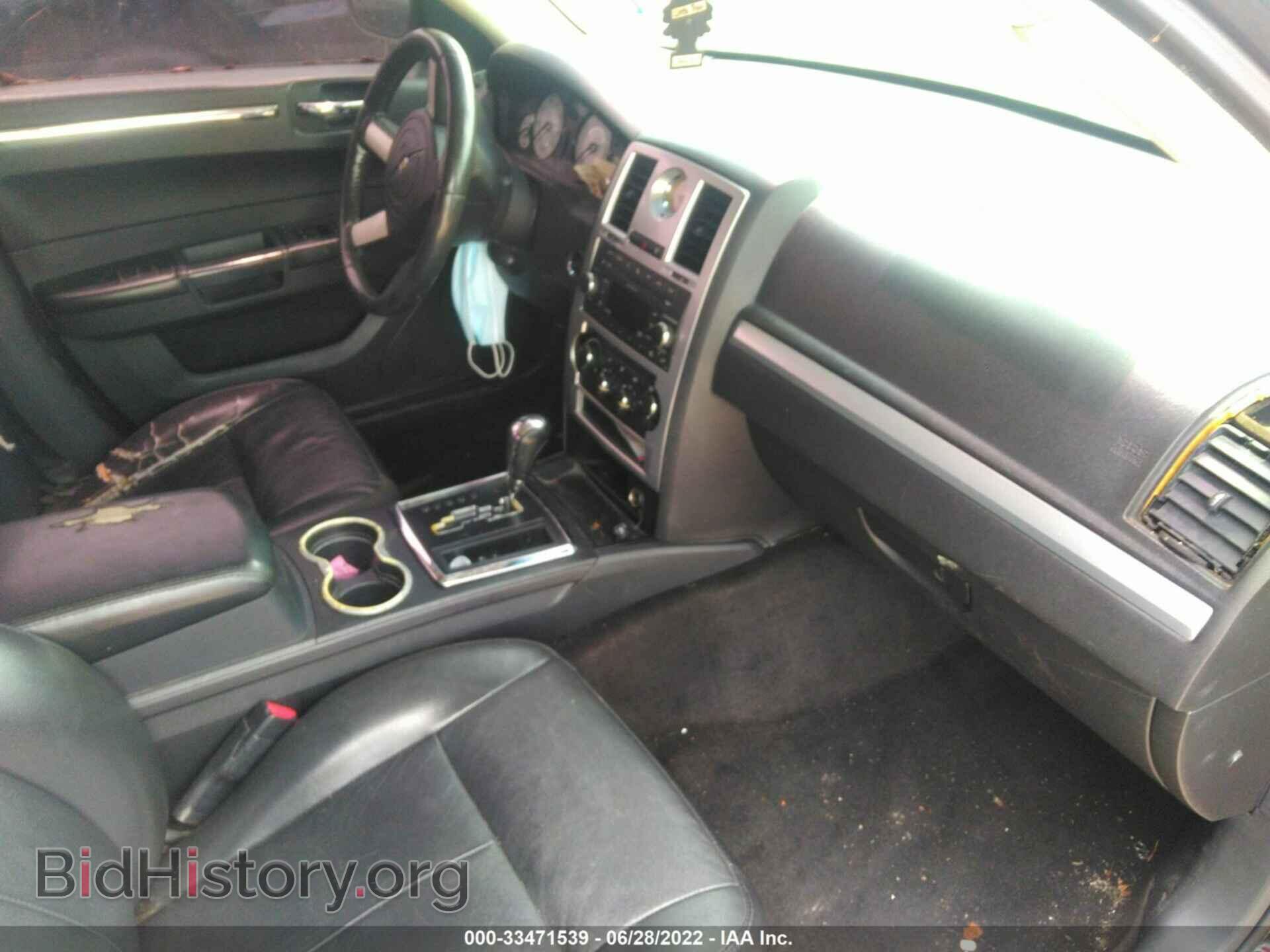2010 CHRYSLER 300 - VIN: 2C3CA5CV2AH173664 - Фото 5