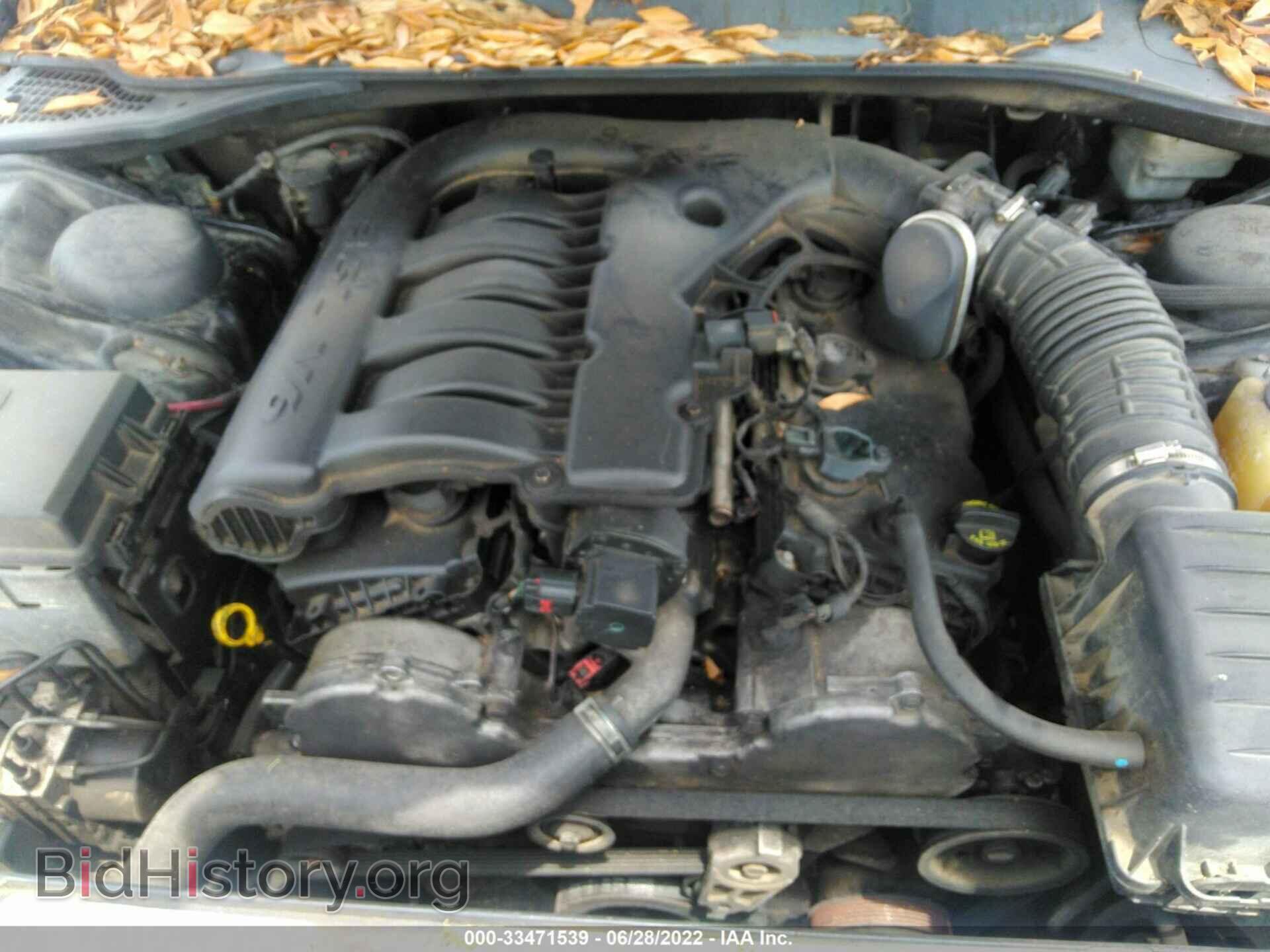 2010 CHRYSLER 300 - VIN: 2C3CA5CV2AH173664 - Фото 10