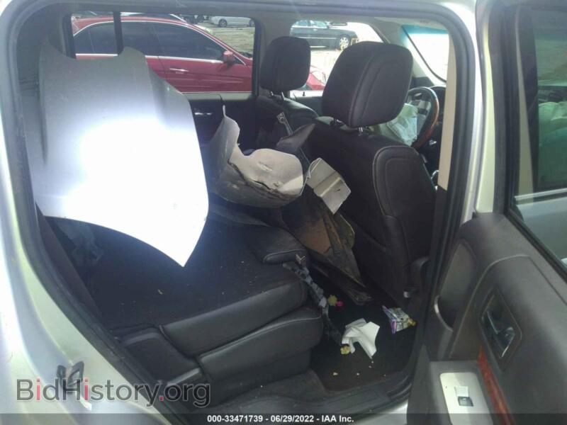 2010 Ford FLEX (VIN 2FMGK5DC9ABA58372) — photo 8 of 12
