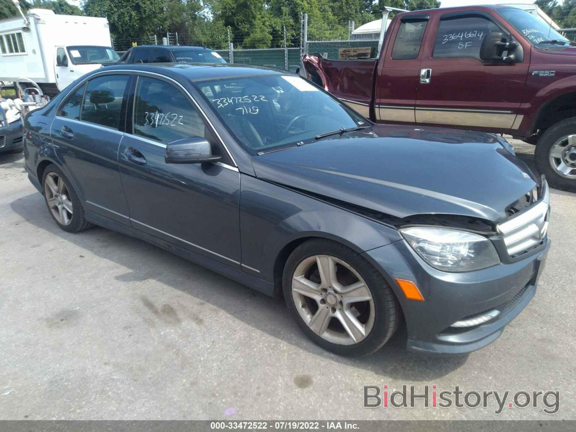 Photo WDDGF8BB5BR141872 - MERCEDES-BENZ C-CLASS 2011