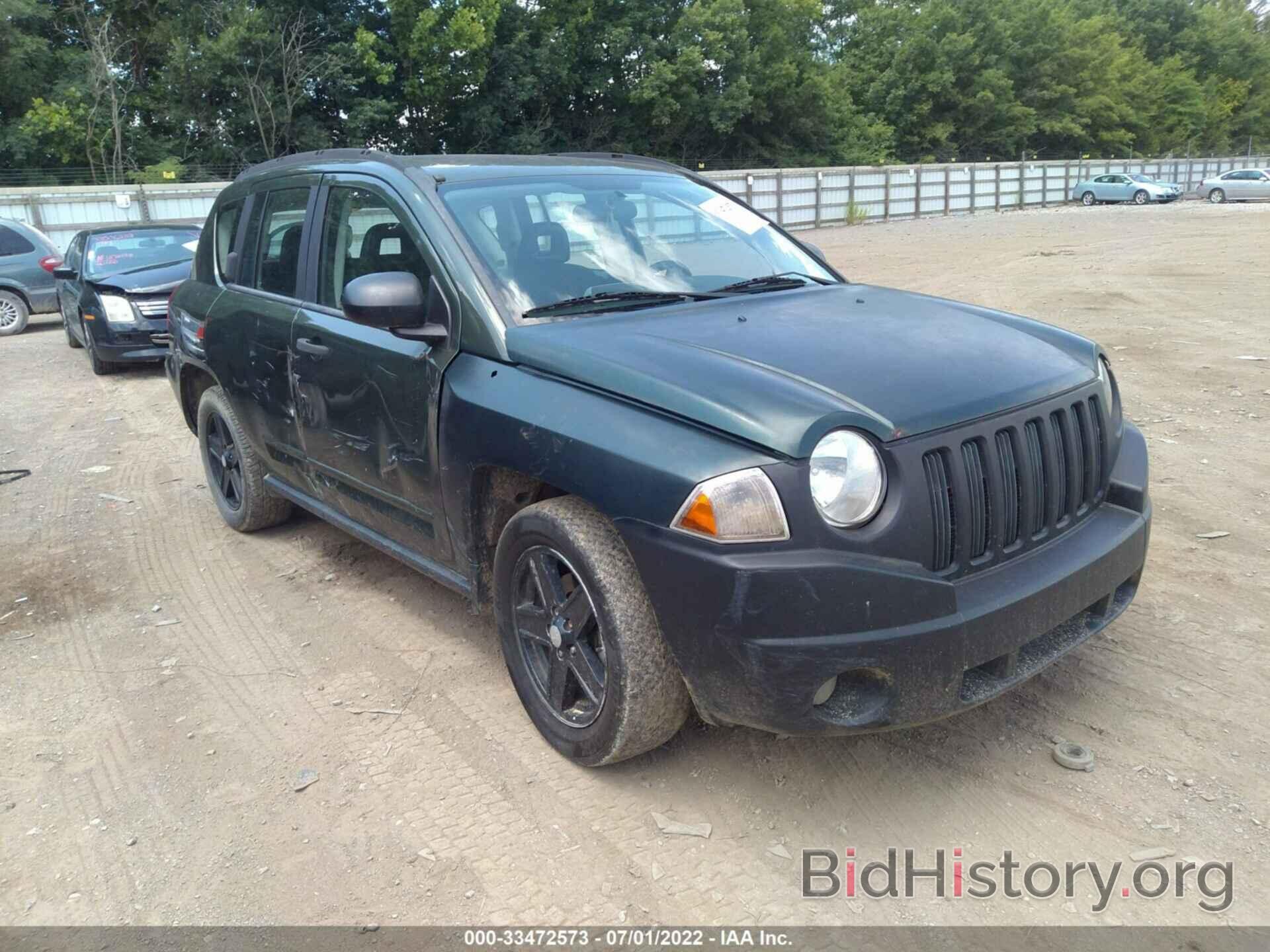 Фотография 1J8FT47058D715058 - JEEP COMPASS 2008