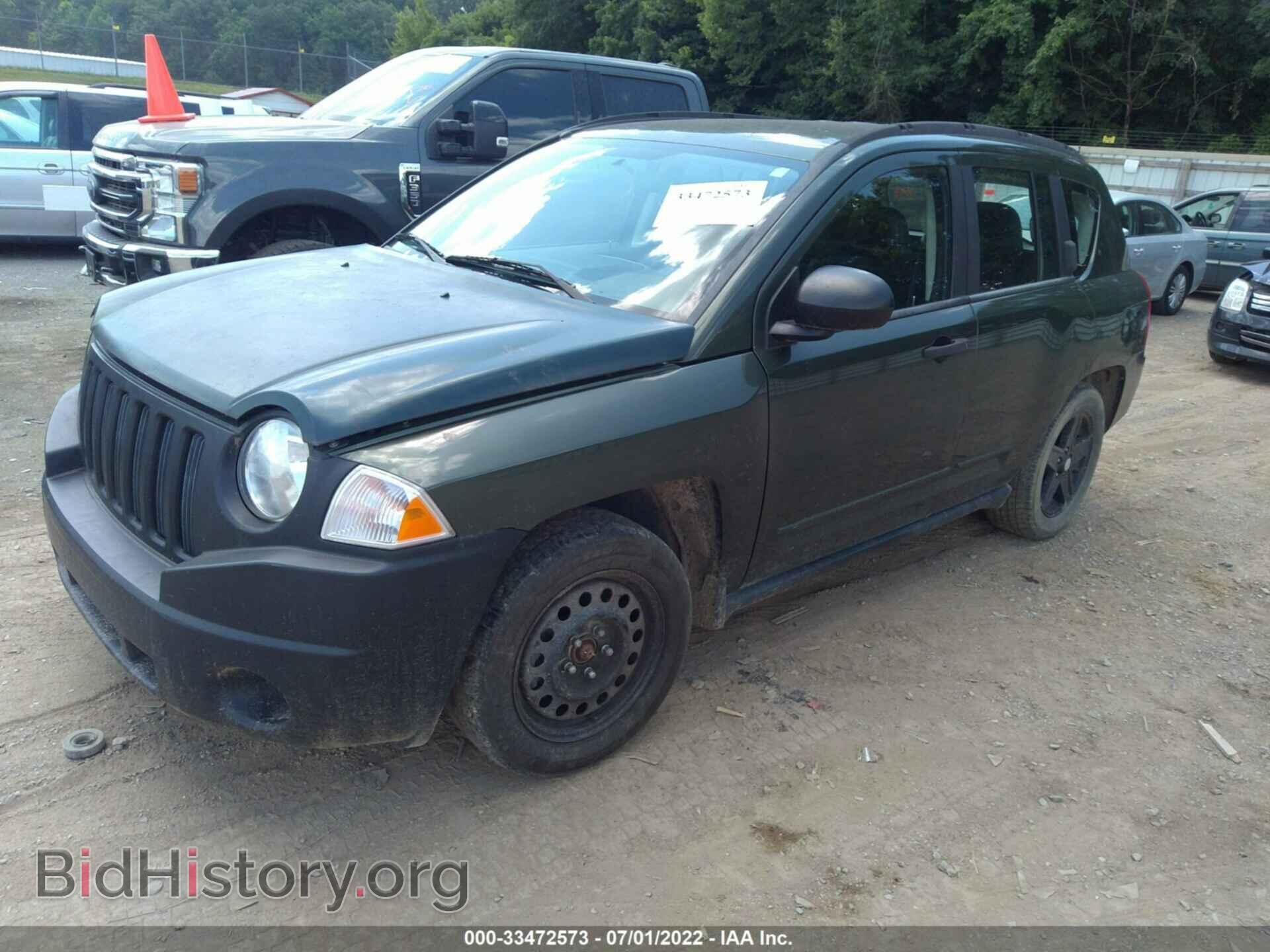 2008 JEEP COMPASS - VIN: 1J8FT47058D715058 - Фото 2