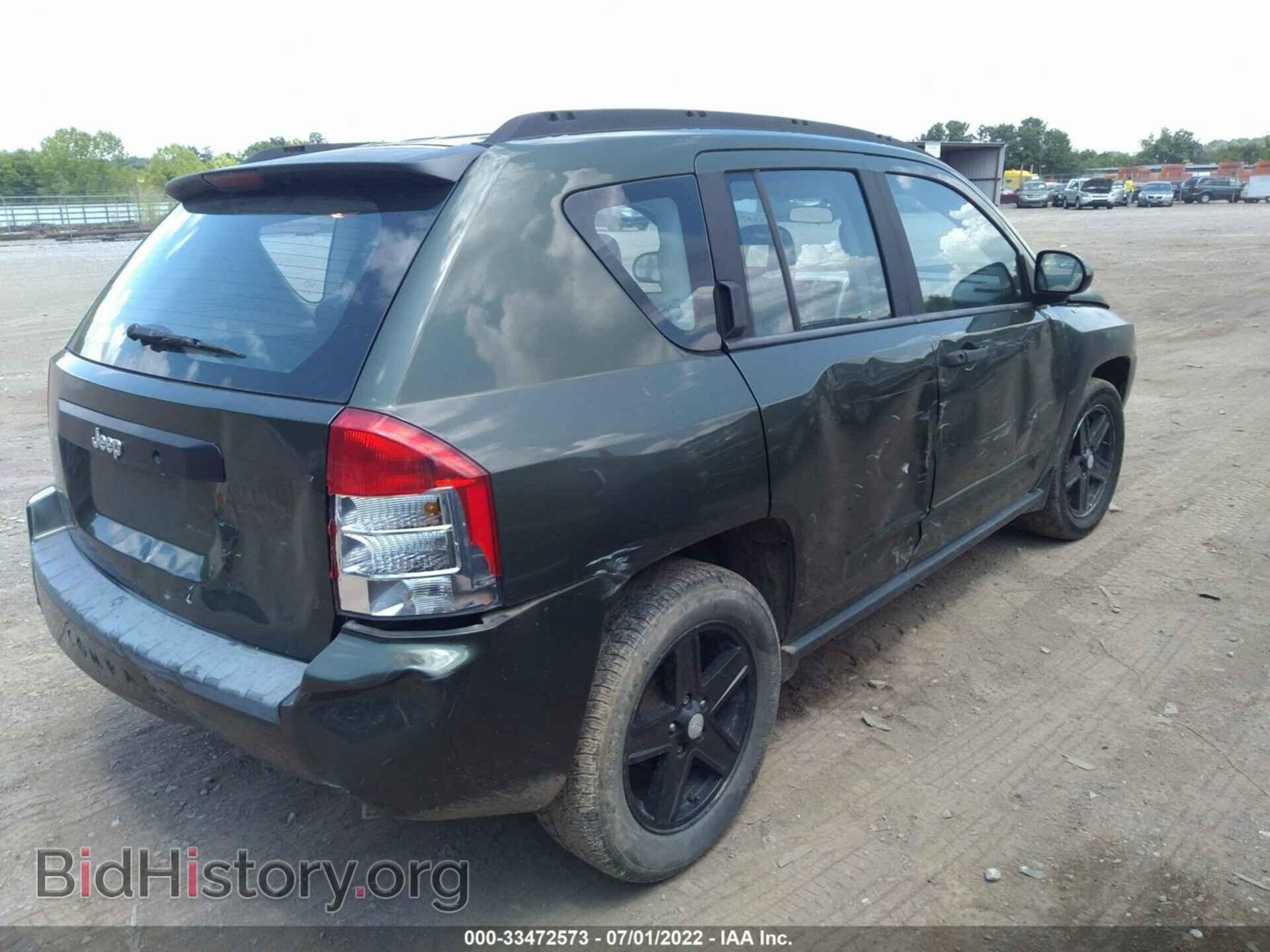 2008 JEEP COMPASS - VIN: 1J8FT47058D715058 - Фото 4