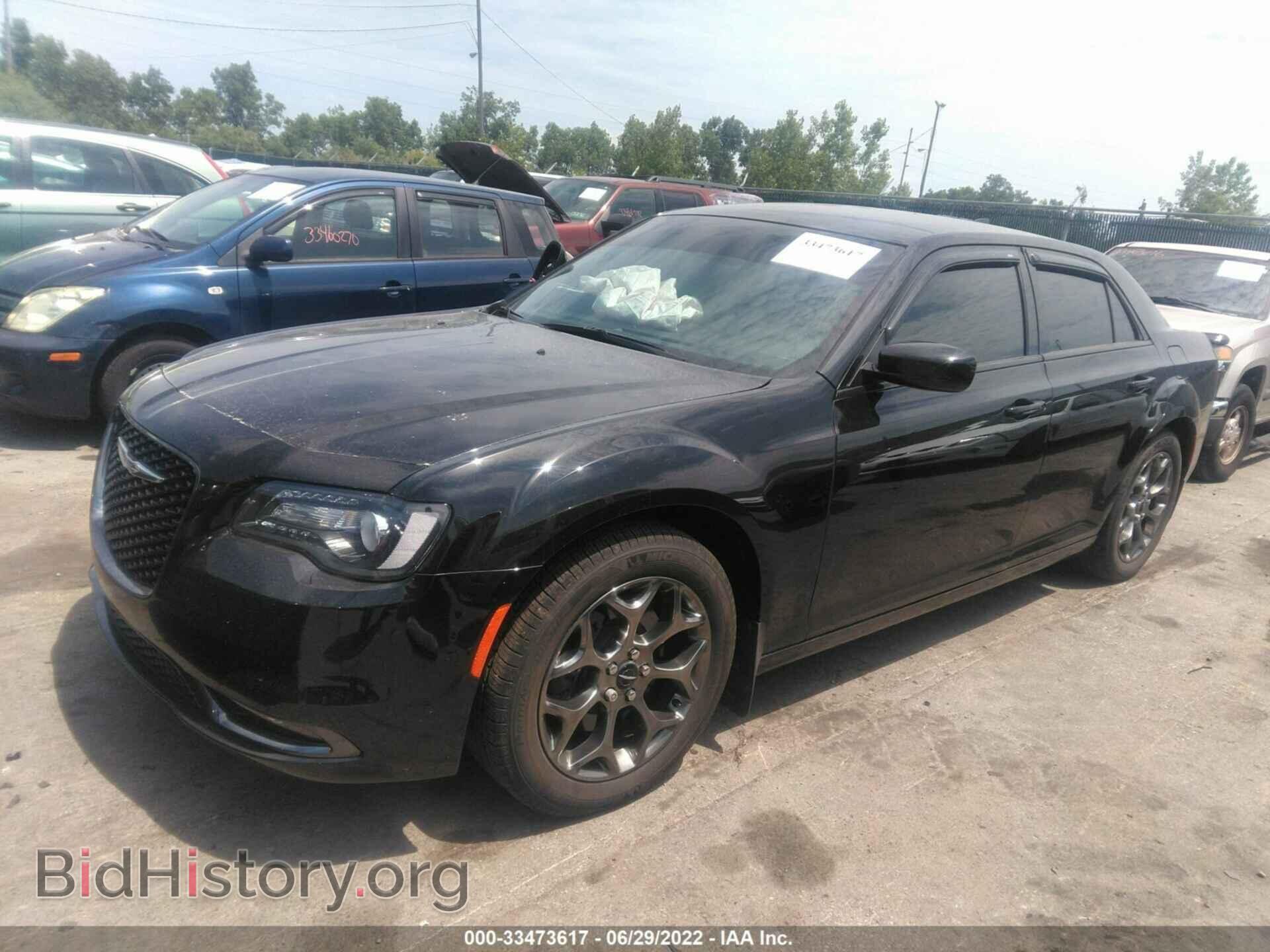 2016 CHRYSLER 300 - VIN: 2C3CCAGG8GH278314 - Photo 2