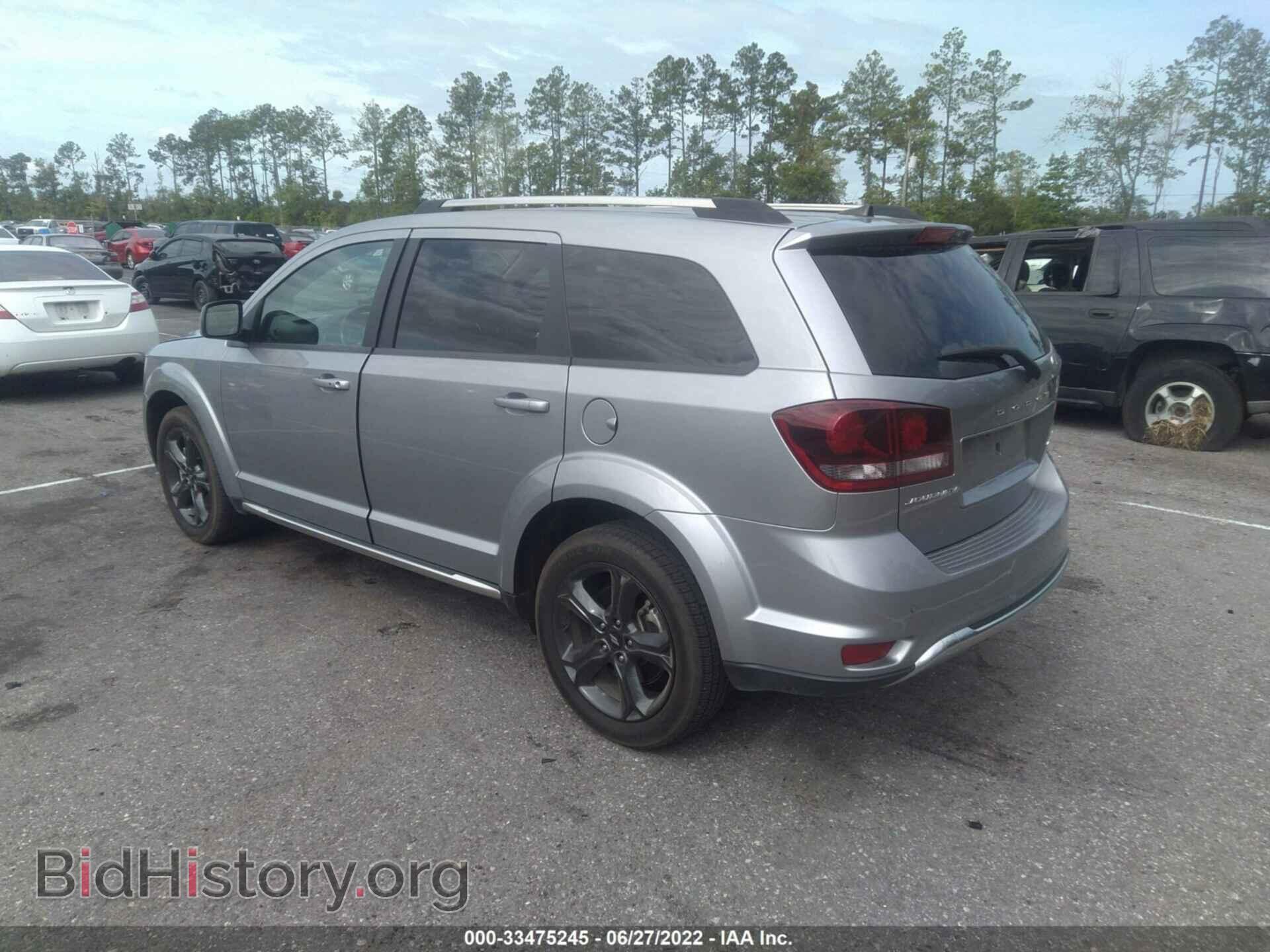 2020 DODGE JOURNEY - VIN: 3C4PDCGB3LT263120 - Фото 3