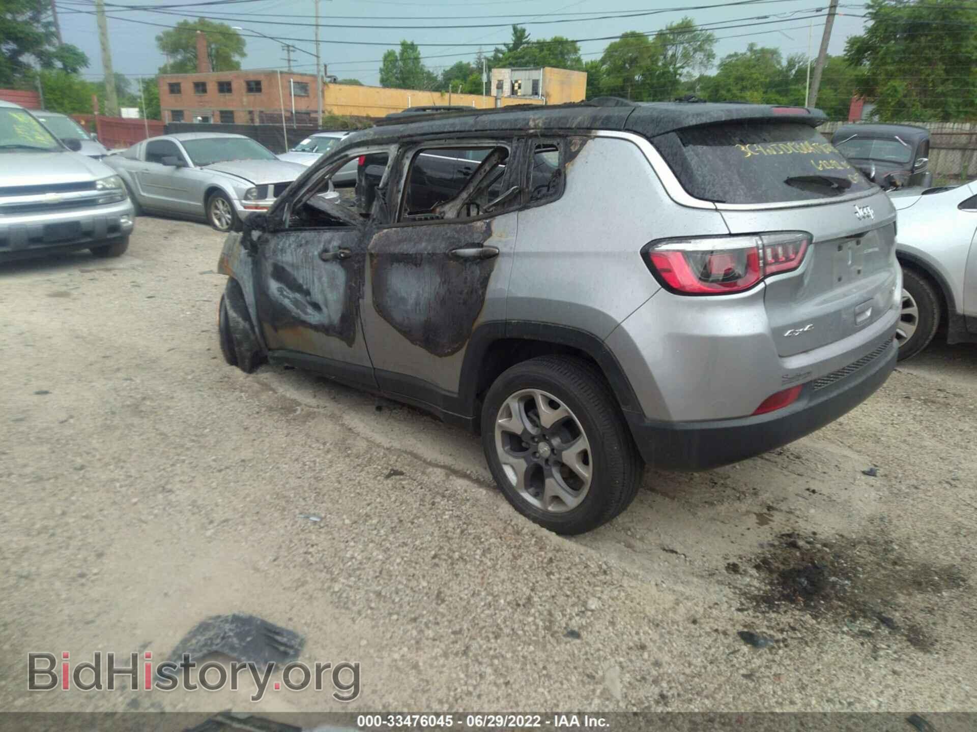 2019 JEEP COMPASS - VIN: 3C4NJDCB0KT812735 - Фото 3