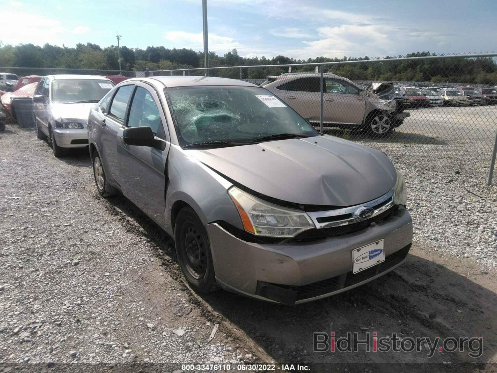 Photo 1FAHP34N08W272990 - FORD FOCUS 2008