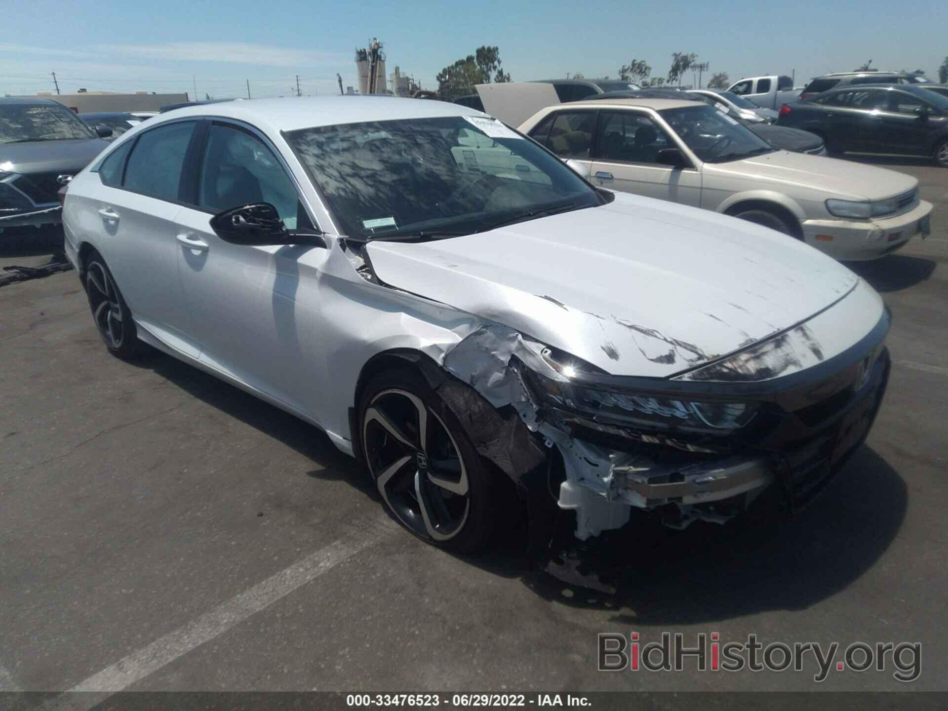 Photo 1HGCV1F3XKA117766 - HONDA ACCORD SEDAN 2019