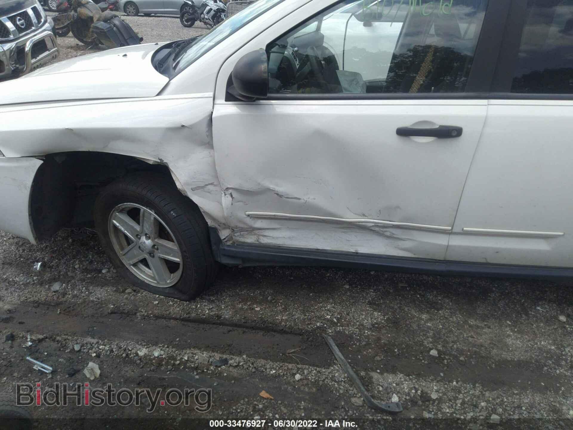 2008 JEEP COMPASS - VIN: 1J8FT47W28D734963 - Фото 6