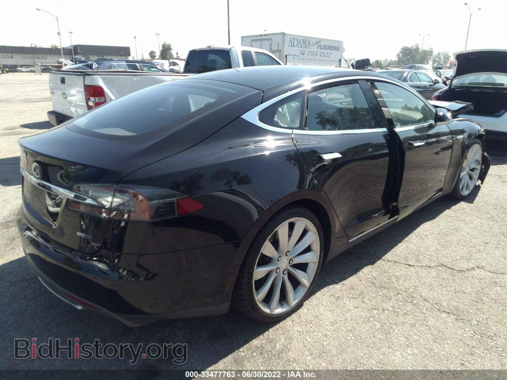 2015 TESLA MODEL S - VIN: 5YJSA1E29FF105829 - Photo 4