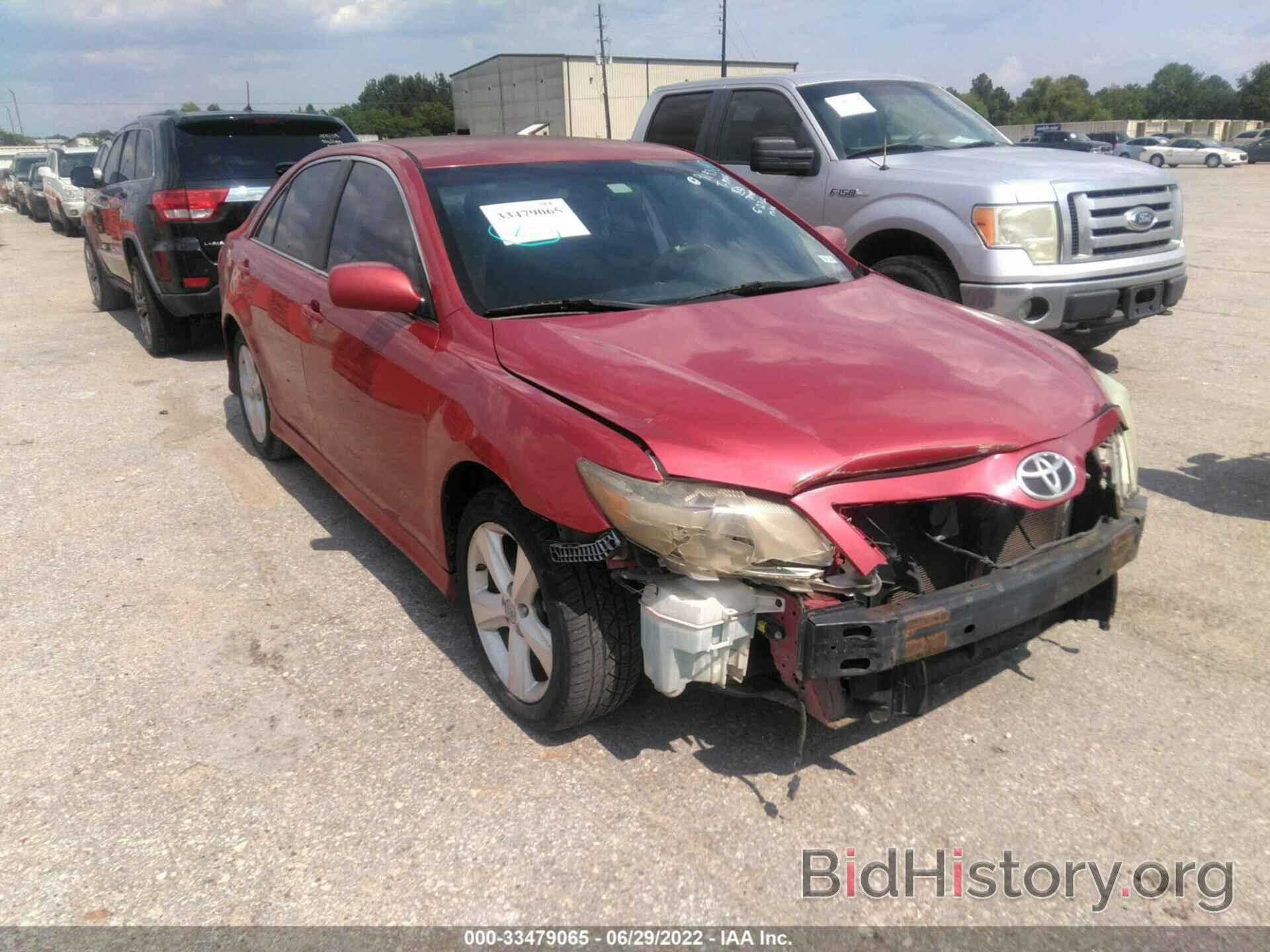 Photo 4T1BF3EK3AU084453 - TOYOTA CAMRY 2010