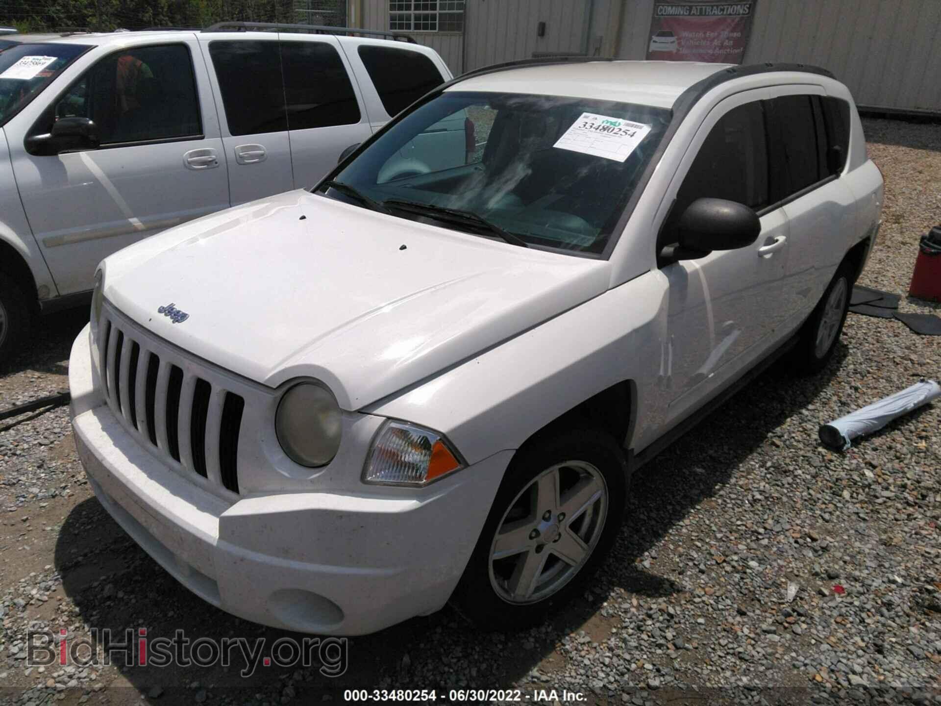 2010 JEEP COMPASS - VIN: 1J4NT4FBXAD549268 - Фото 2