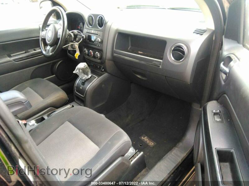 2012 Jeep COMPASS (VIN 1C4NJDEB4CD698002) — photo 5 of 11