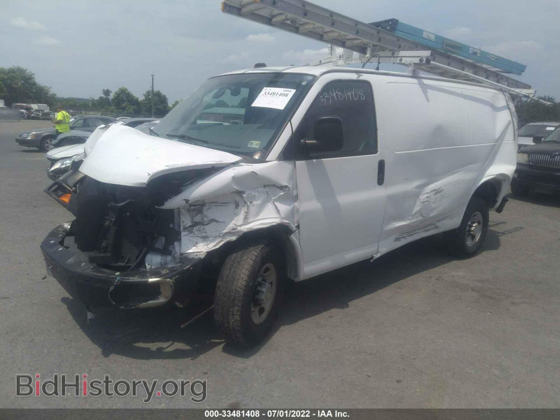 2010 CHEVROLET EXPRESS CARGO VAN - VIN: 1GCZGFBGXA1130136 - Фото 2