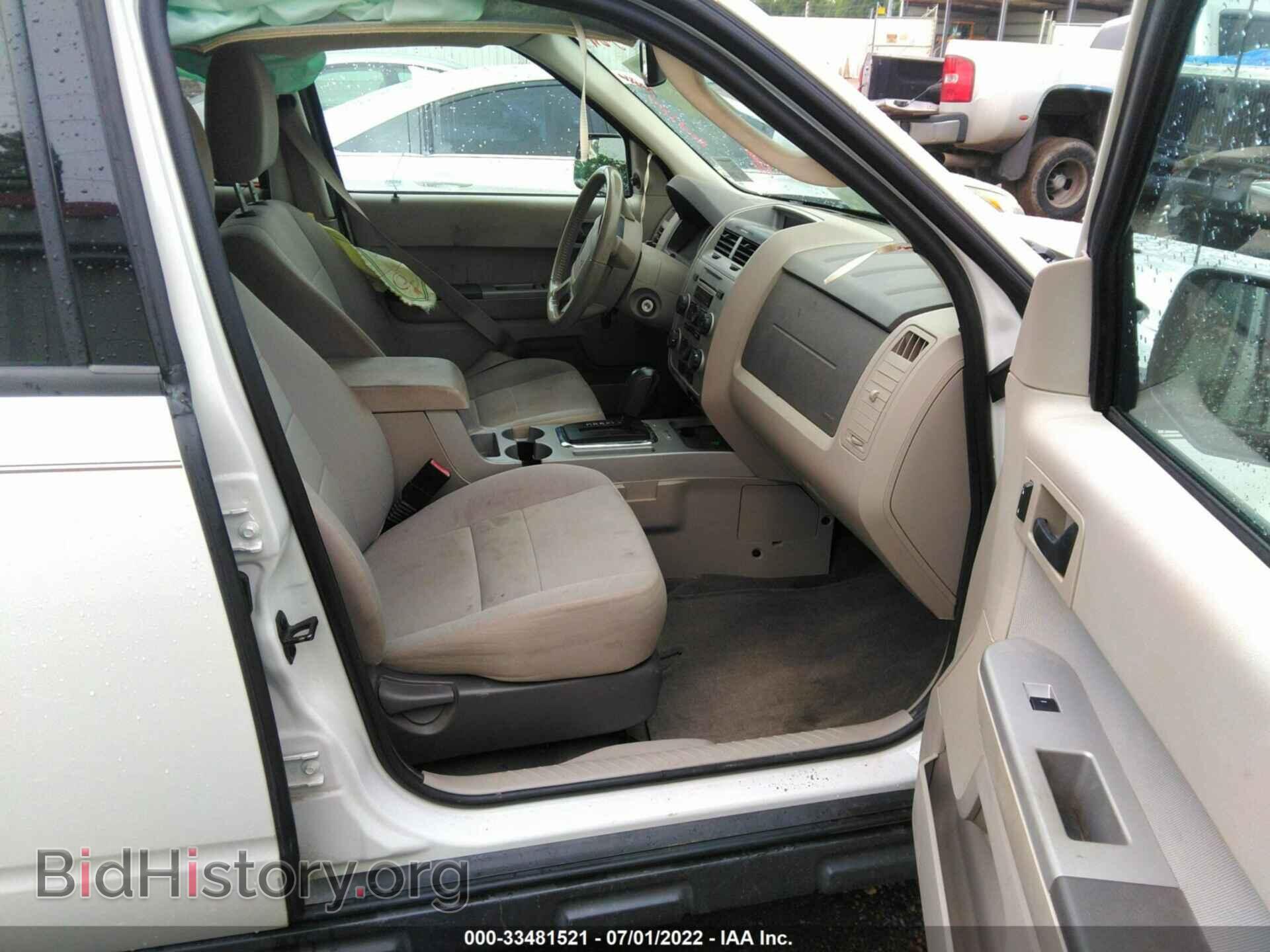 2011 FORD ESCAPE - VIN: 1FMCU0D75BKB19321 - Photo 5