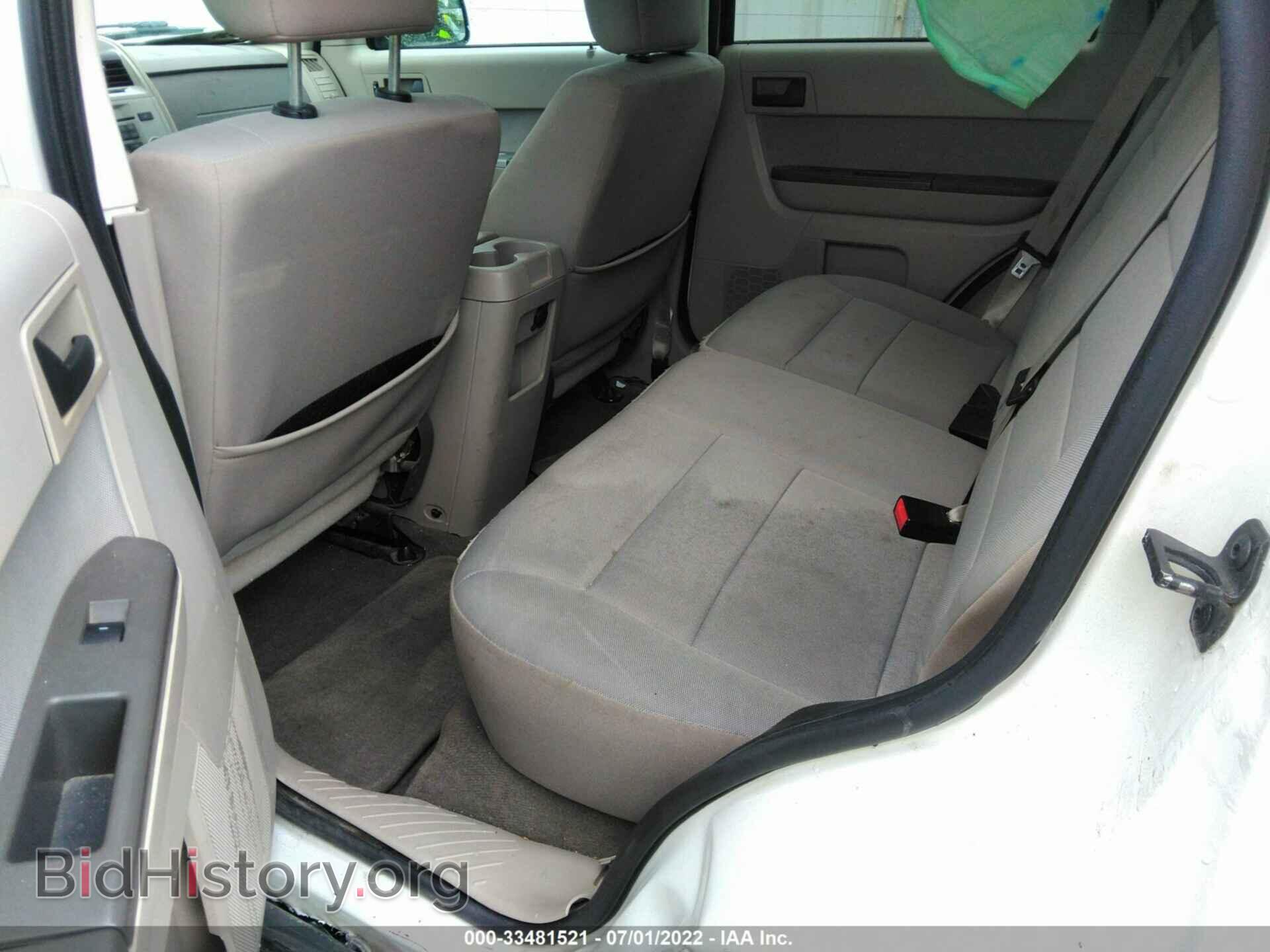2011 FORD ESCAPE - VIN: 1FMCU0D75BKB19321 - Photo 8