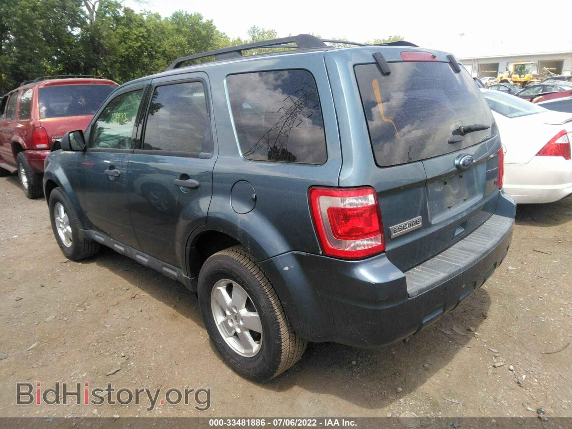 2011 FORD ESCAPE - VIN: 1FMCU0C70BKB21981 - Фото 3