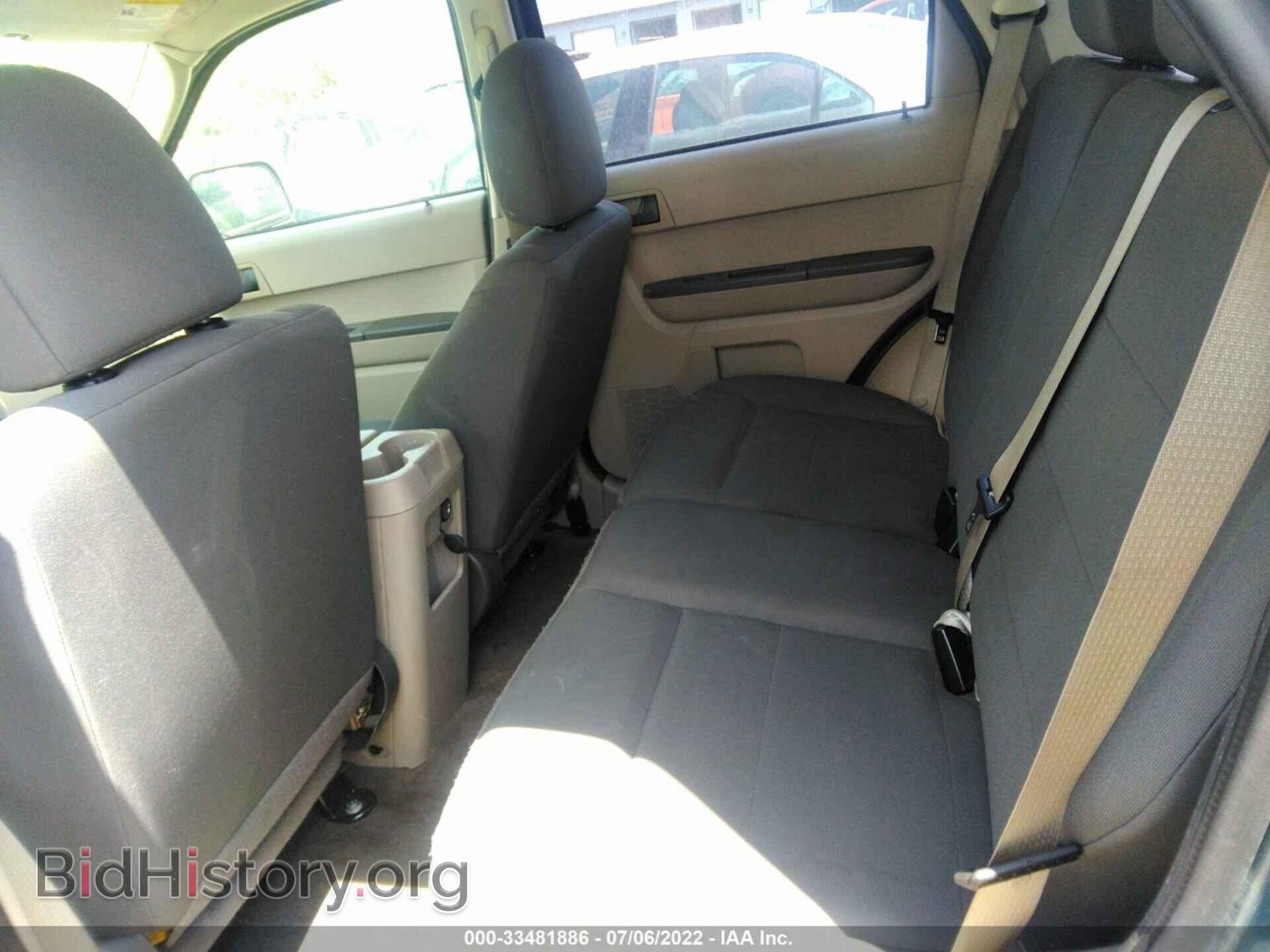 2011 FORD ESCAPE - VIN: 1FMCU0C70BKB21981 - Фото 8