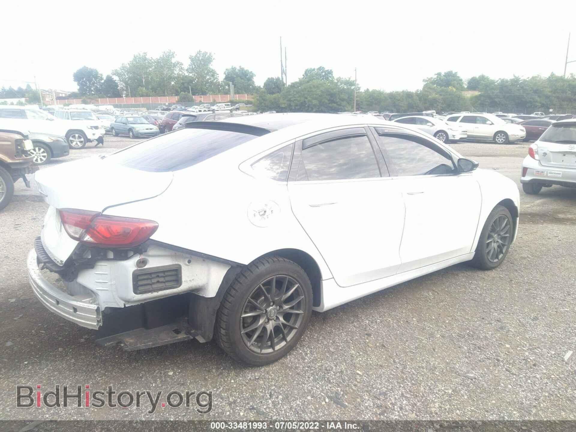 2016 CHRYSLER 200 - VIN: 1C3CCCAB0GN125801 - Фото 4
