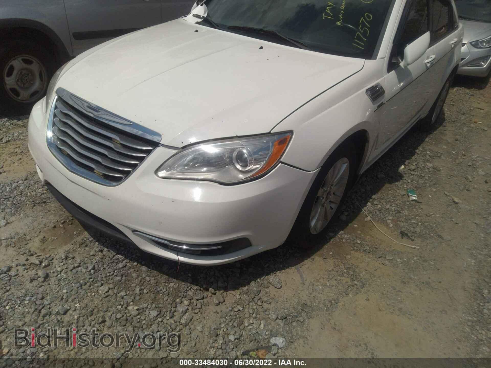 2012 CHRYSLER 200 - VIN: 1C3CCBBB7CN117570 - Фото 2