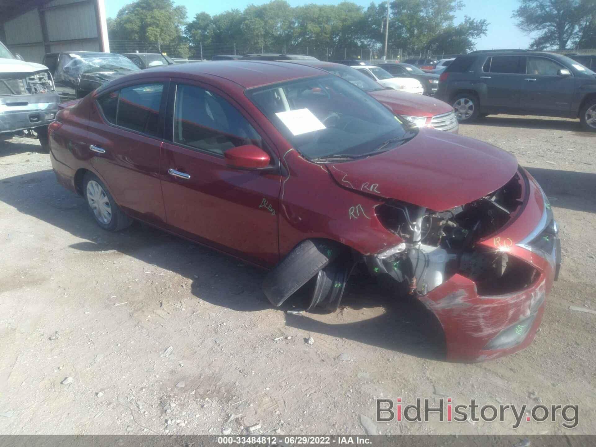 Photo 3N1CN7AP3JL877477 - NISSAN VERSA SEDAN 2018