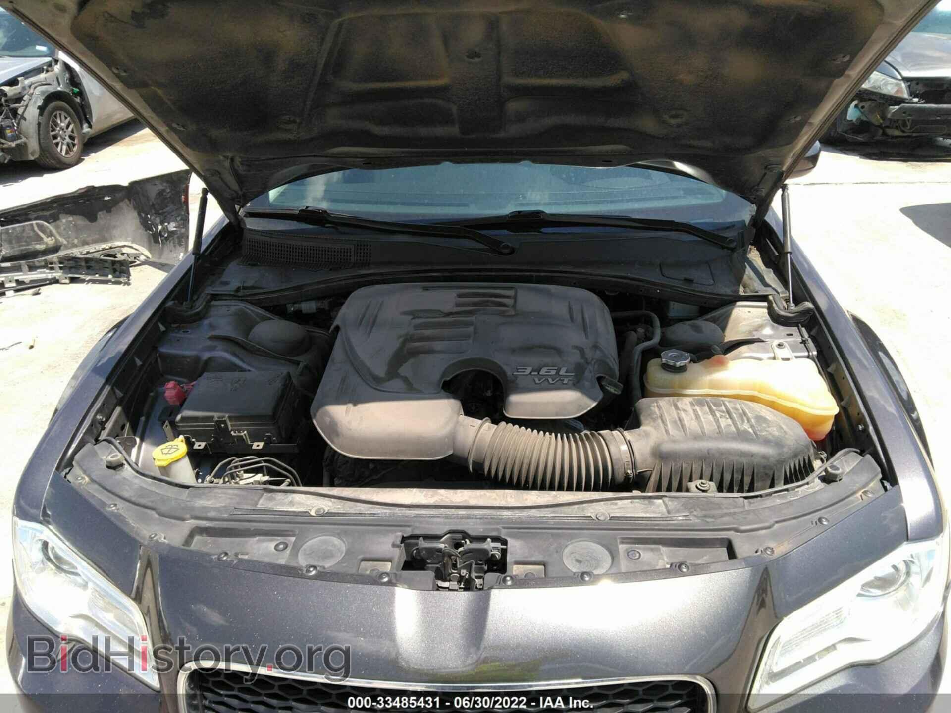 2017 CHRYSLER 300 - VIN: 2C3CCAAG7HH661820 - Фото 10