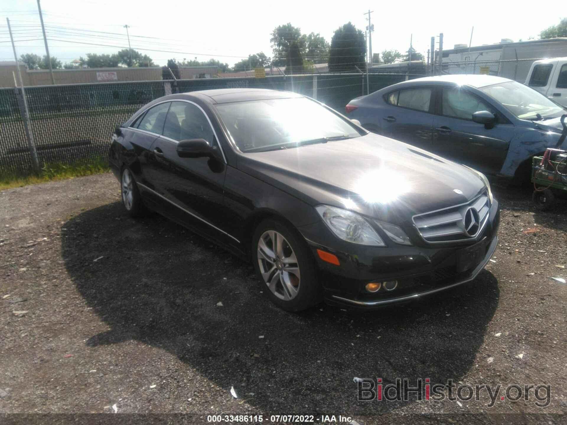 Photo WDDKJ5GB0AF005049 - MERCEDES-BENZ E-CLASS 2010