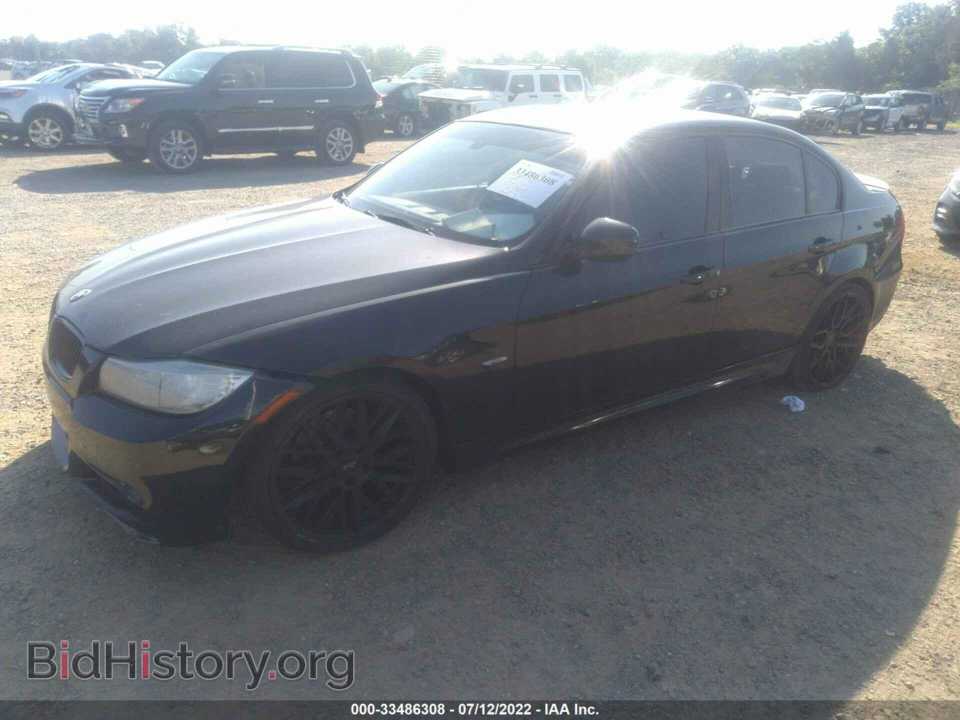 2011 BMW 3 SERIES - VIN: WBAPH5G52BNM74542 - Фото 2