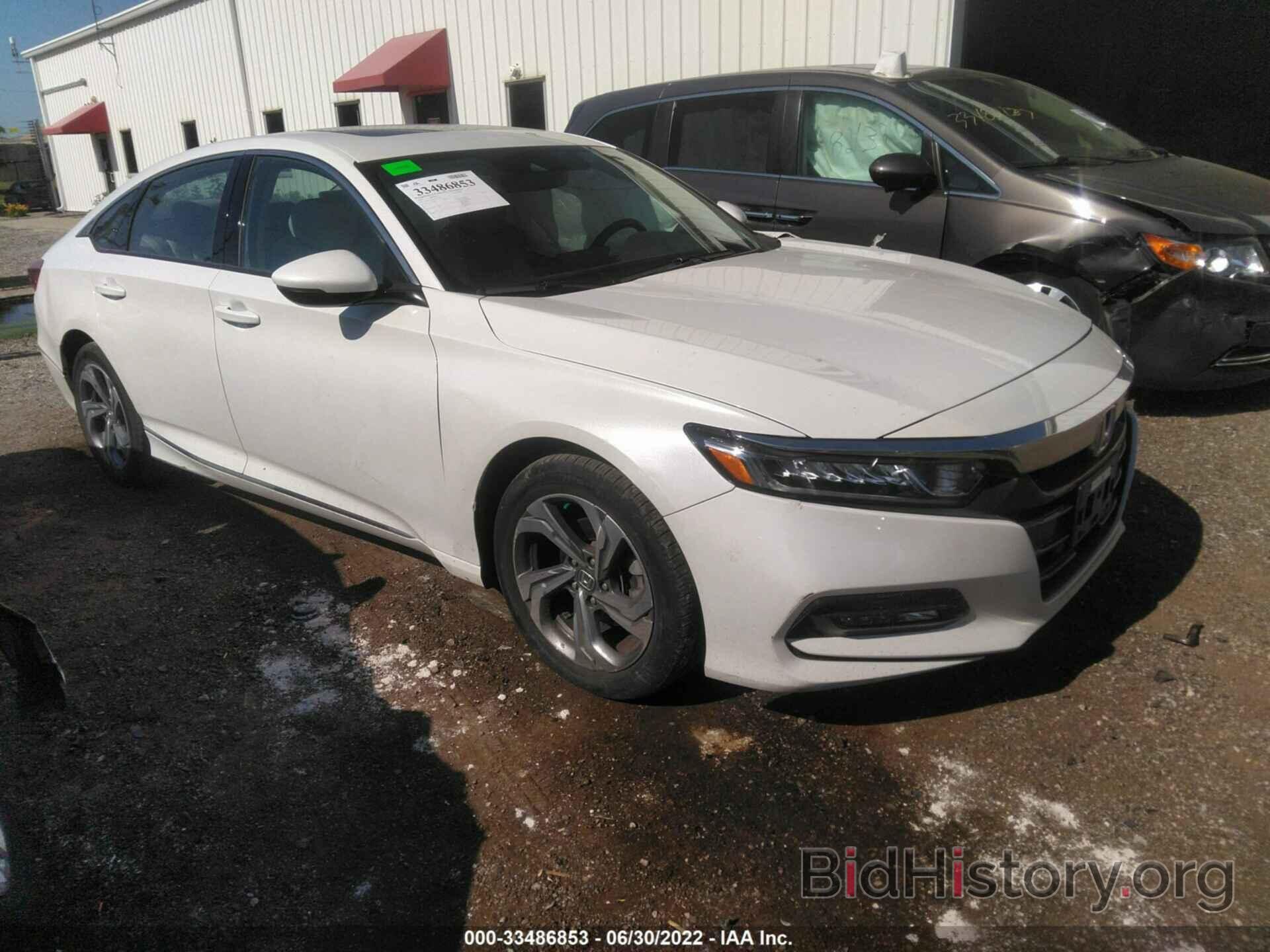 Фотография 1HGCV1F60JA013876 - HONDA ACCORD SEDAN 2018