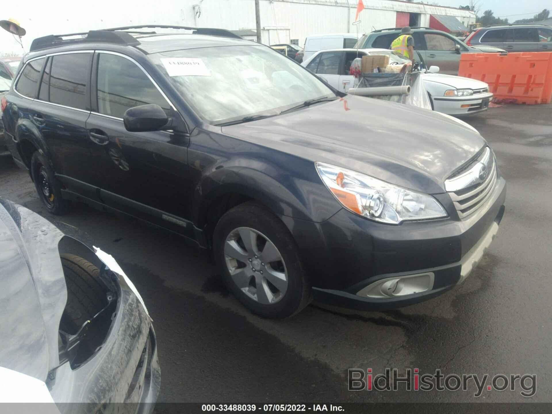 Photo 4S4BRDKC6B2382261 - SUBARU OUTBACK 2011