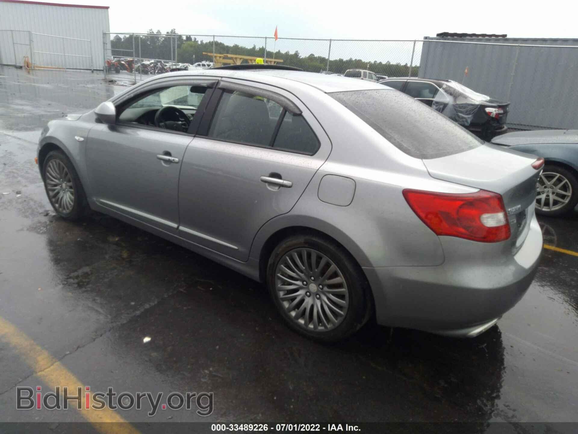 2010 SUZUKI KIZASHI - VIN: JS2RF9A57A6100329 - Photo 3