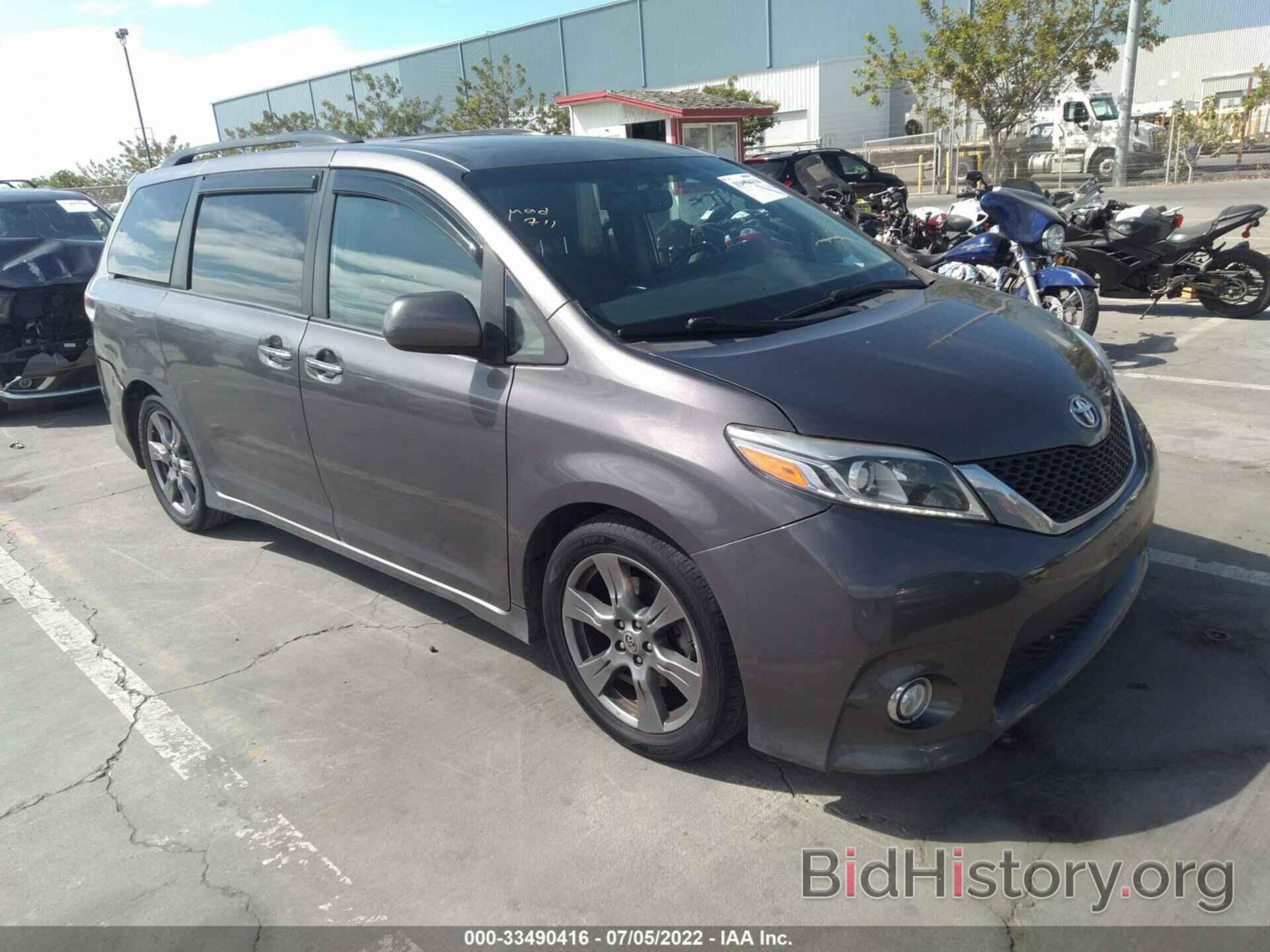 Фотография 5TDXZ3DC9HS808141 - TOYOTA SIENNA 2017