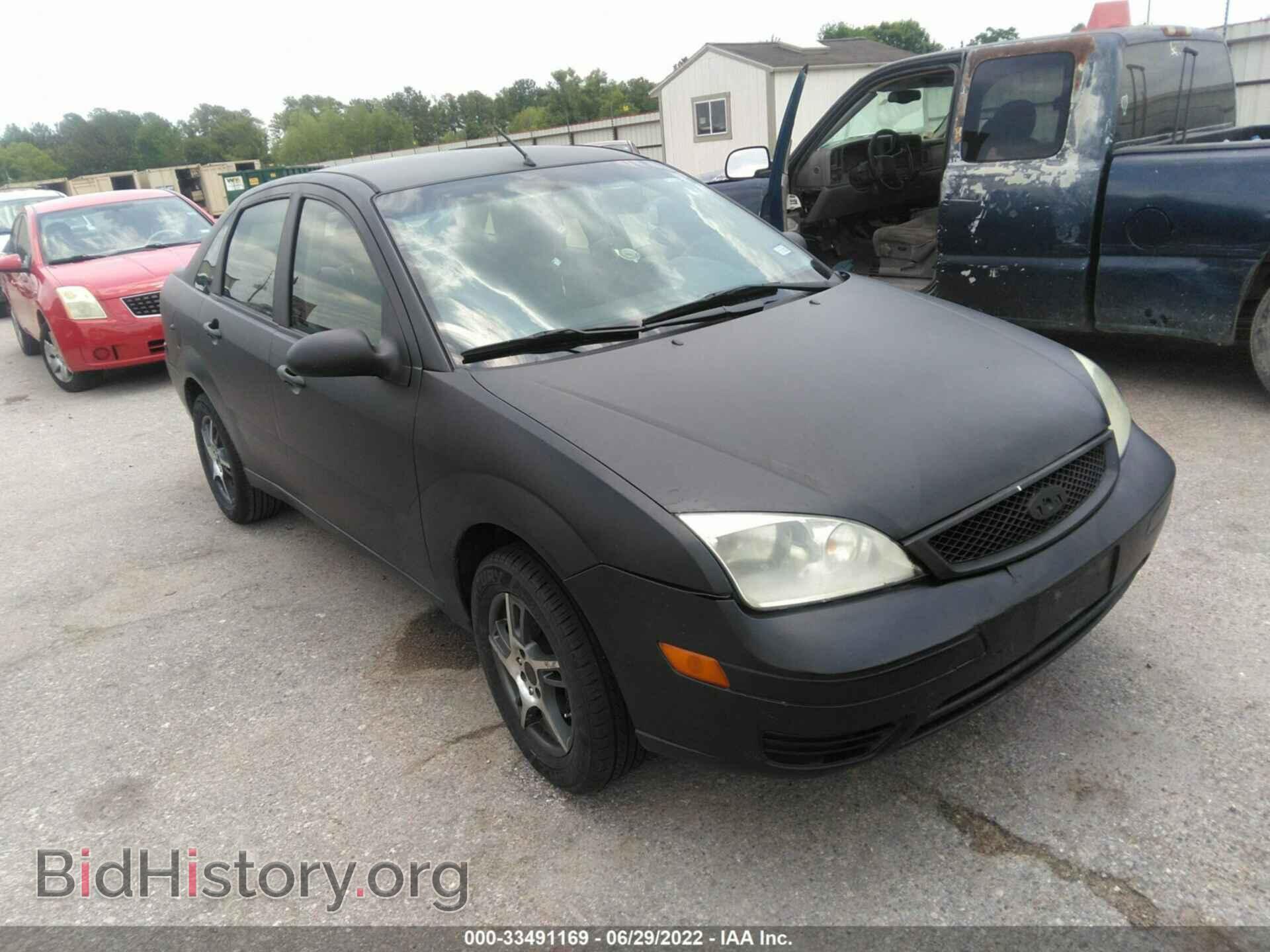 Photo 1FAHP34N07W327517 - FORD FOCUS 2007