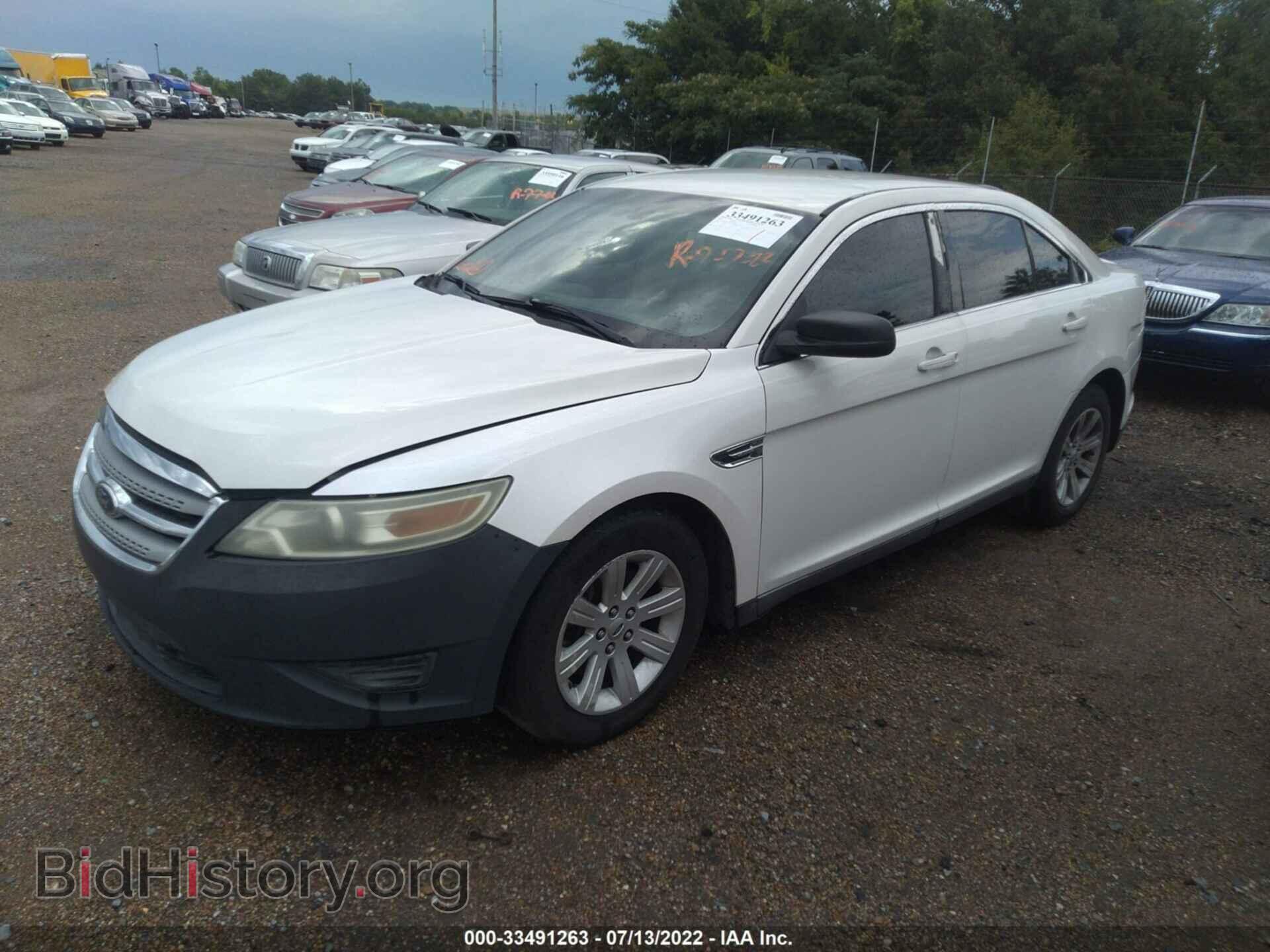 2011 FORD TAURUS - VIN: 1FAHP2DWXBG179141 - Фото 2