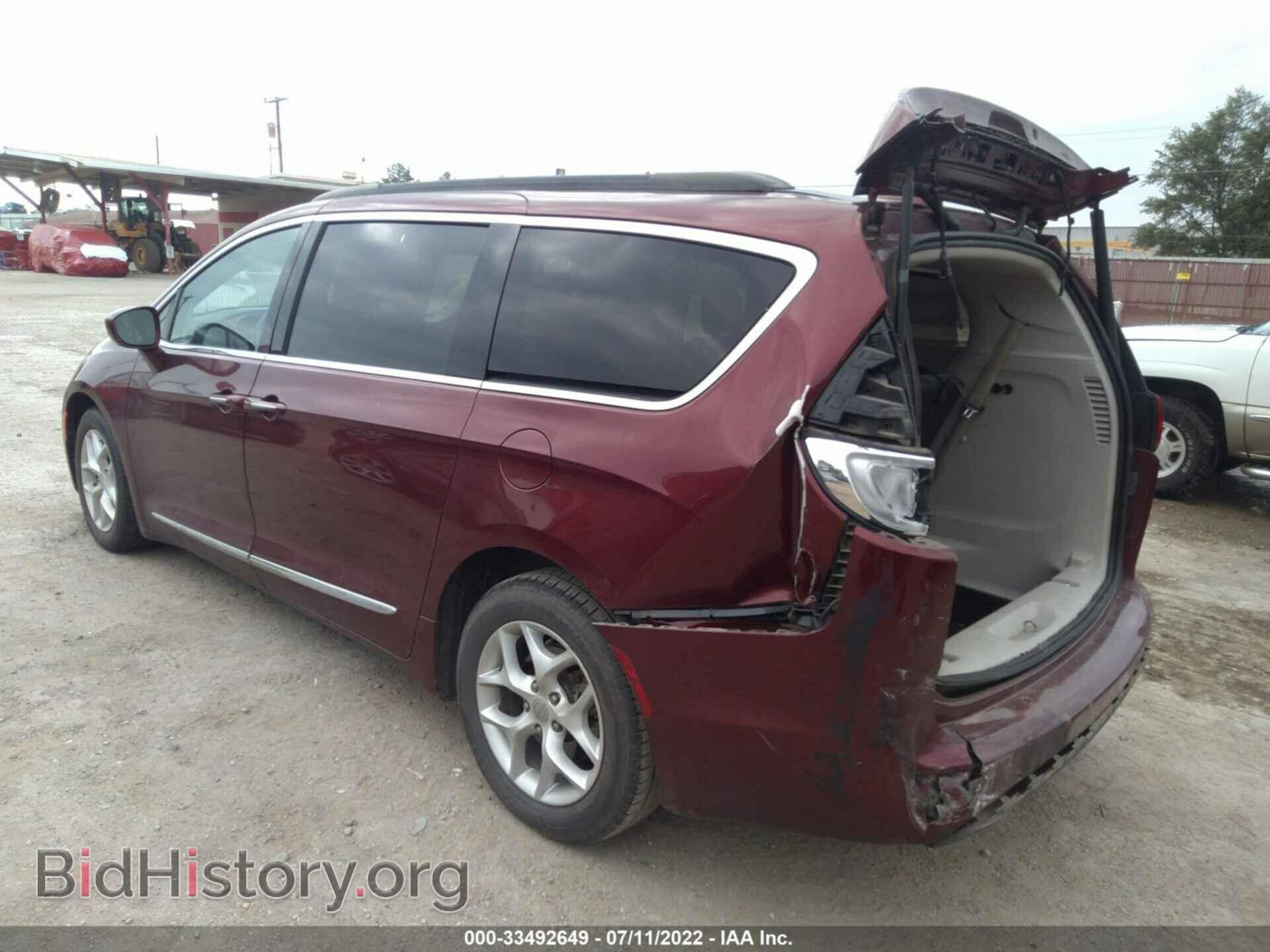 2017 CHRYSLER PACIFICA - VIN: 2C4RC1BGXHR607801 - Фото 3