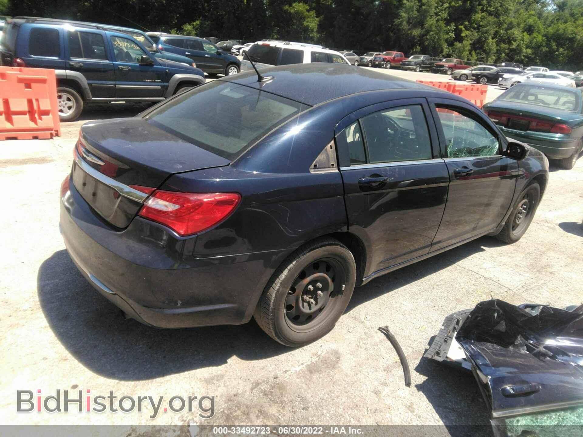 2013 CHRYSLER 200 - VIN: 1C3CCBAB2DN733308 - Photo 4