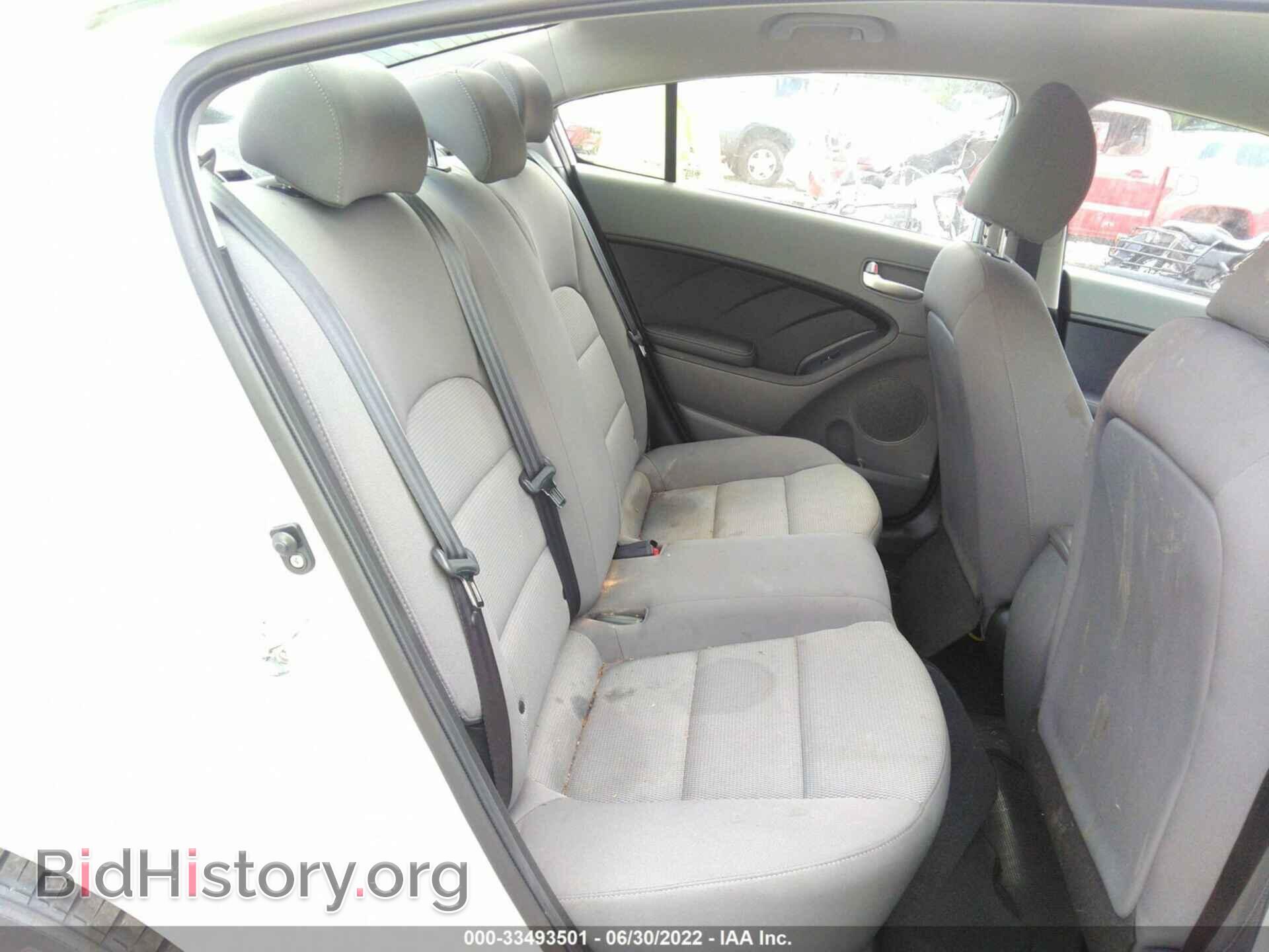 2017 KIA FORTE - VIN: 3KPFK4A76HE064117 - Фото 8