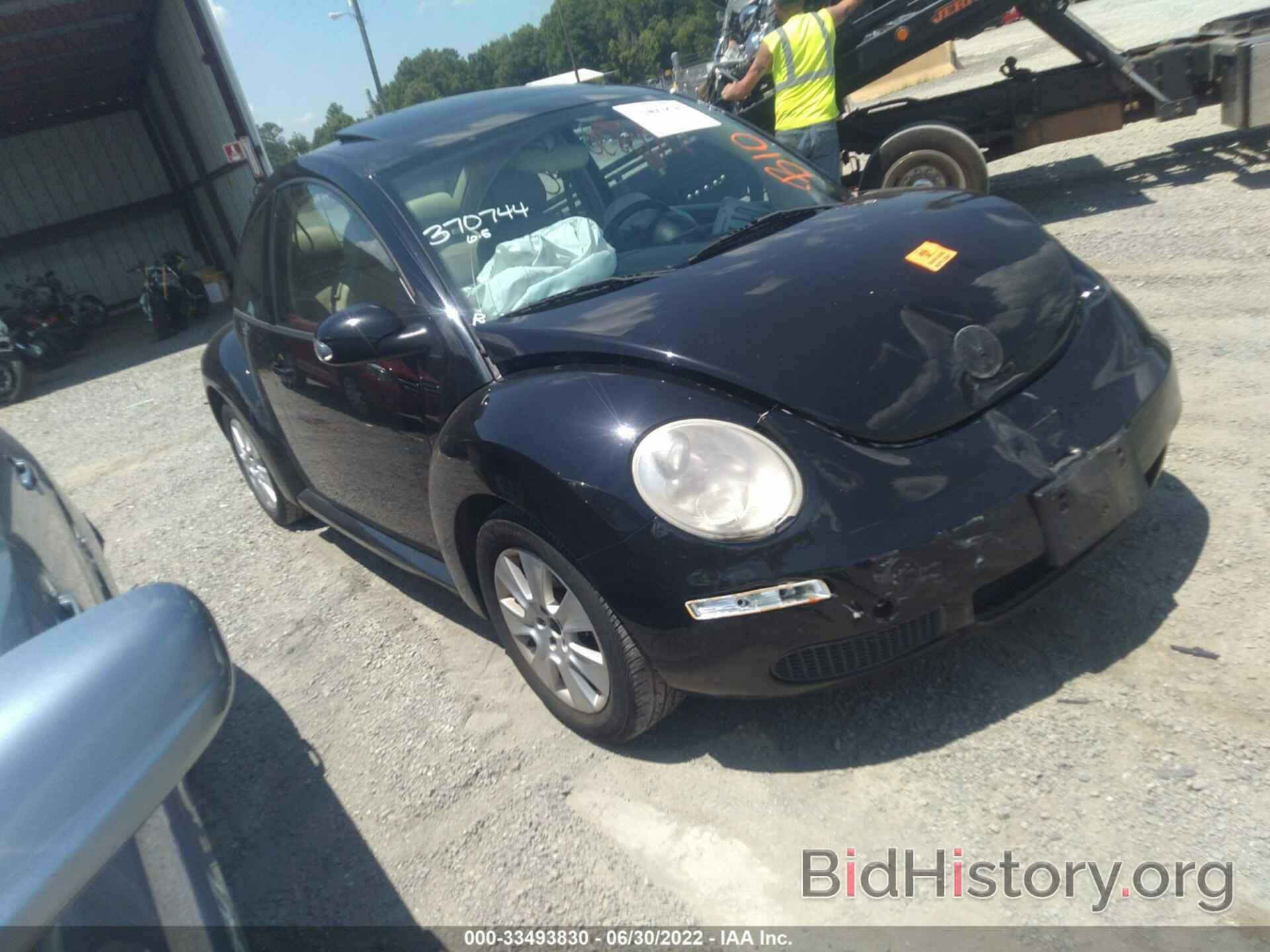 Photo 3VWRG3AG7AM028728 - VOLKSWAGEN NEW BEETLE COUPE 2010