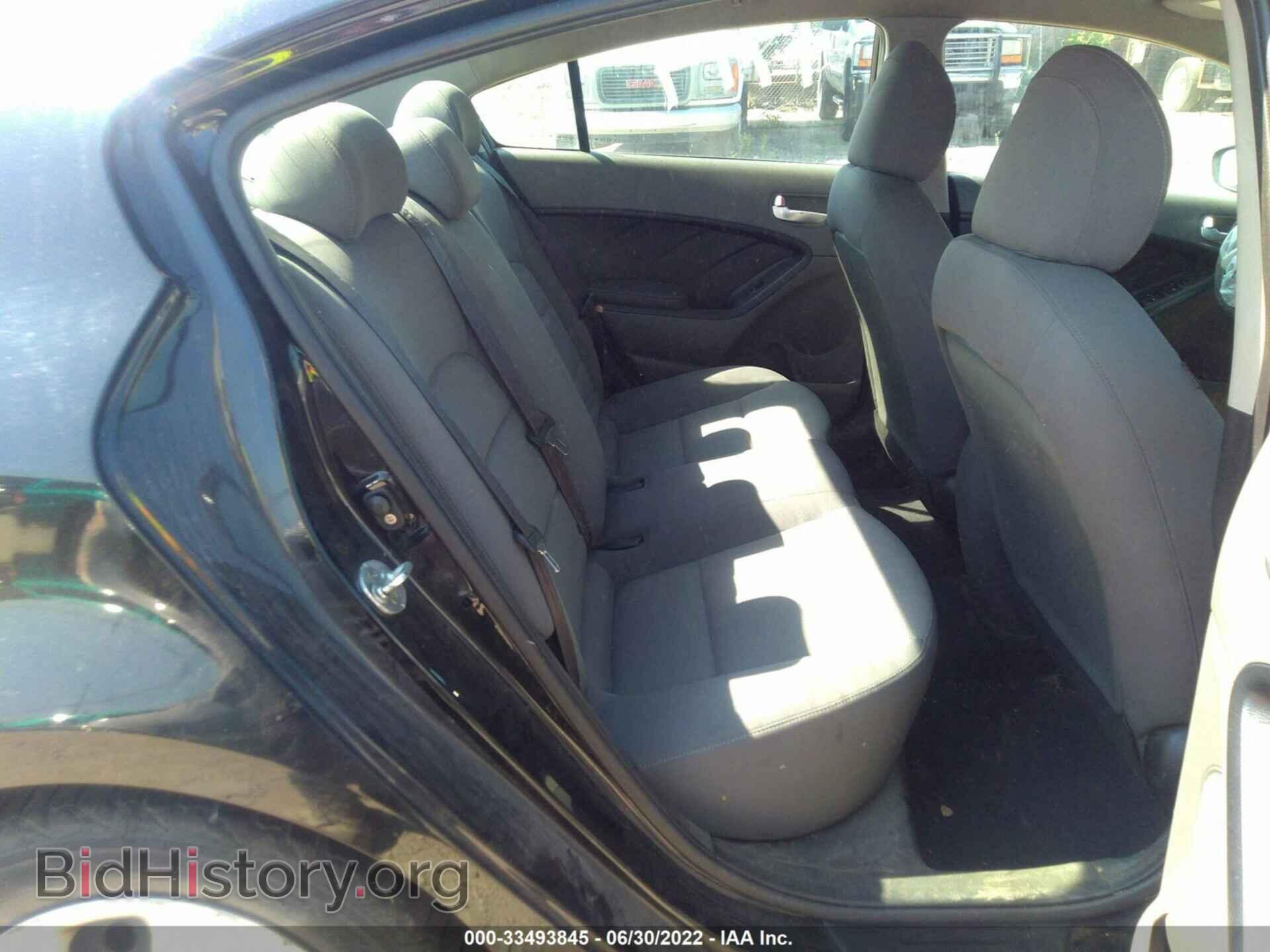 2017 KIA FORTE - VIN: 3KPFK4A78HE111714 - Фото 8