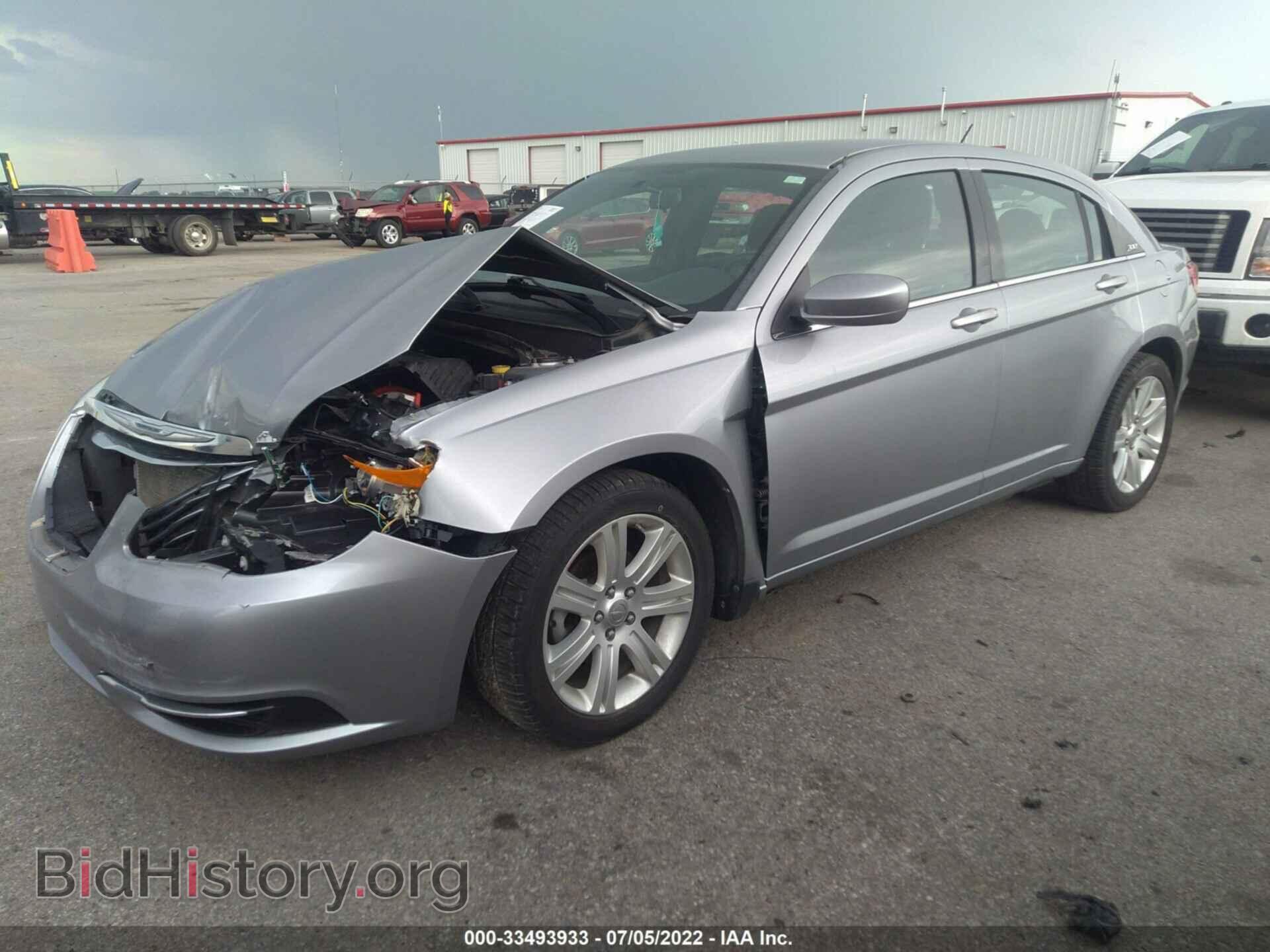 2013 CHRYSLER 200 - VIN: 1C3CCBBB2DN764699 - Photo 2