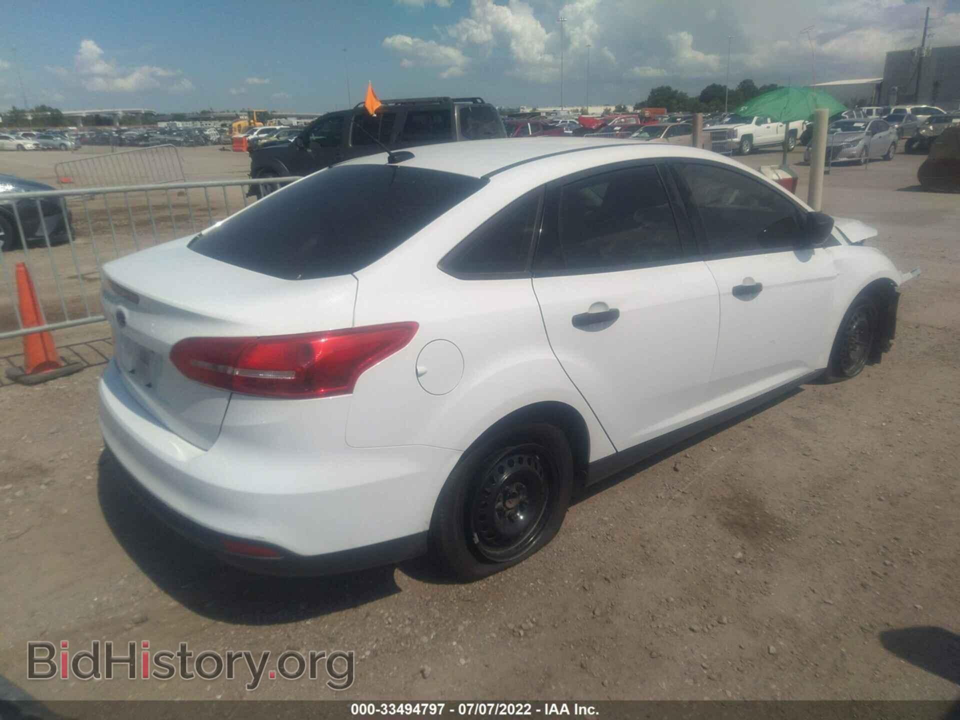 2017 FORD FOCUS - VIN: 1FADP3E2XHL307622 - Photo 4