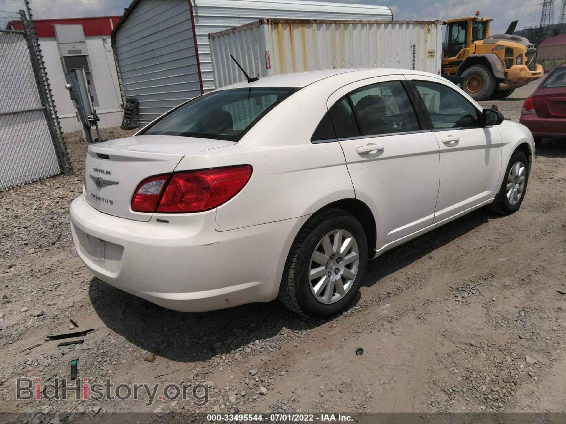 2009 CHRYSLER SEBRING - VIN: 1C3LC46B09N556351 - Фото 4