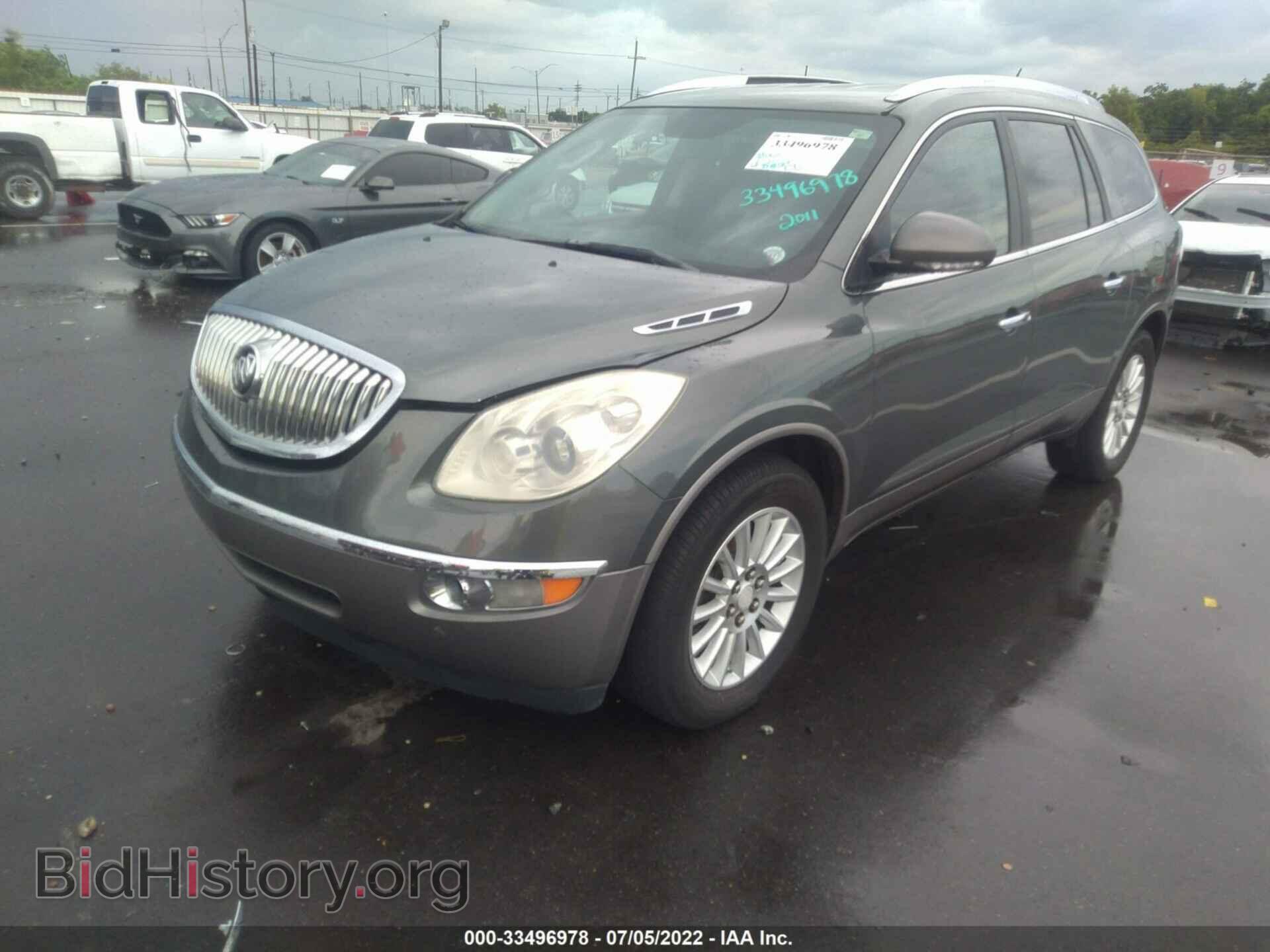 2011 BUICK ENCLAVE - VIN: 5GAKRAEDXBJ131645 - Фото 2