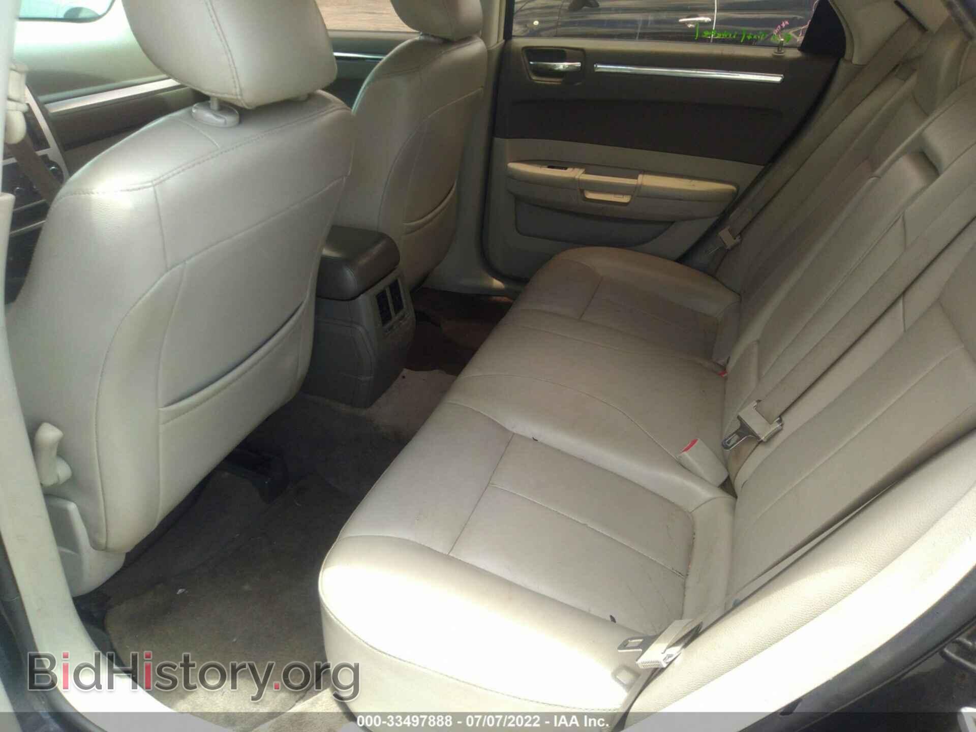 2010 CHRYSLER 300 - VIN: 2C3CA5CV7AH284727 - Фото 8