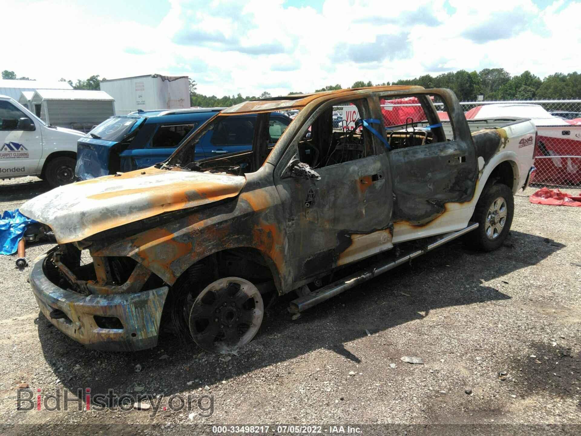2018 RAM 2500 - VIN: 3C6UR5FL7JG107332 - Фото 2