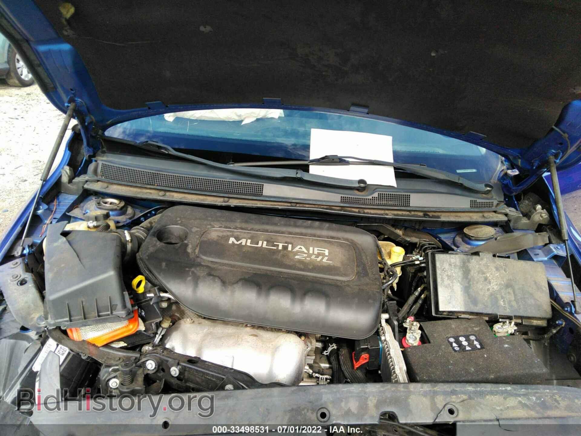 2016 CHRYSLER 200 - VIN: 1C3CCCAB5GN171558 - Фото 10