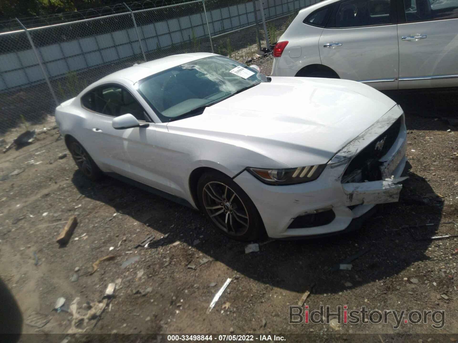 Photo 1FA6P8THXF5304864 - FORD MUSTANG 2015