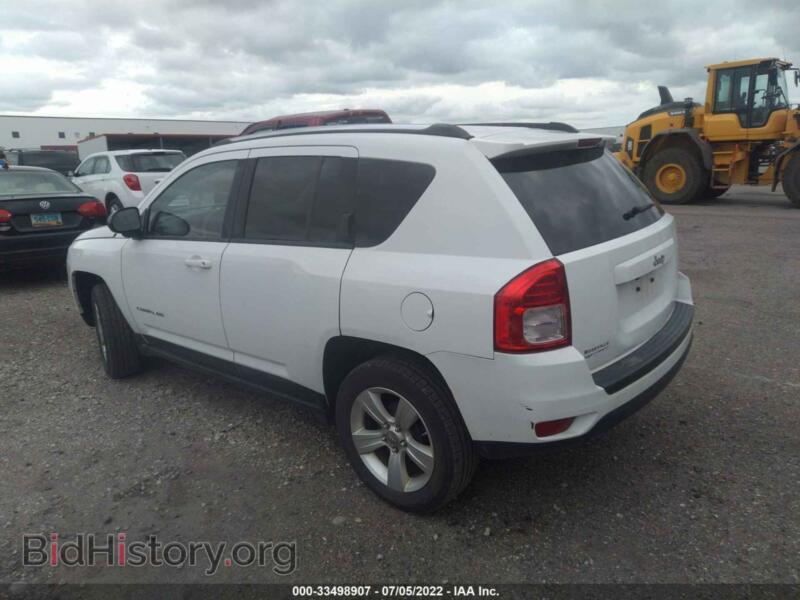2012 Jeep COMPASS (VIN 1C4NJCBA7CD724369) — photo 3 of 11