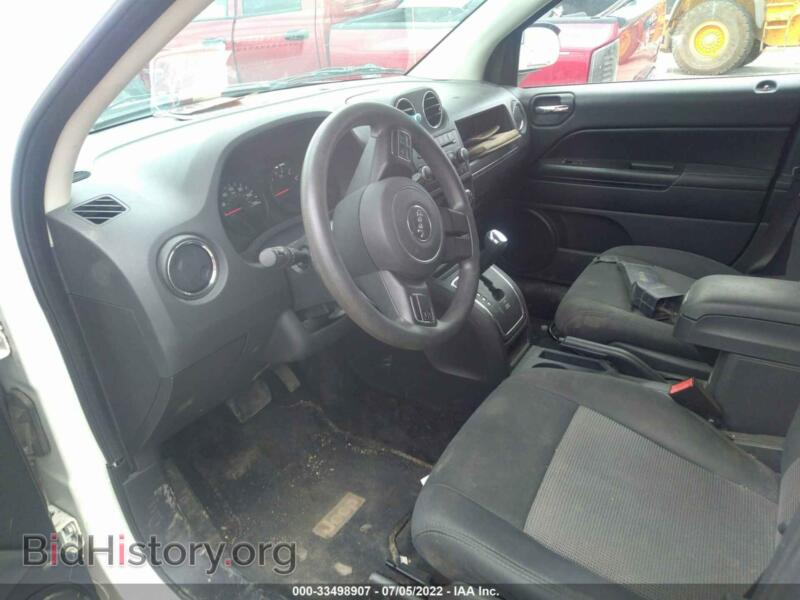 2012 Jeep COMPASS (VIN 1C4NJCBA7CD724369) — photo 5 of 11