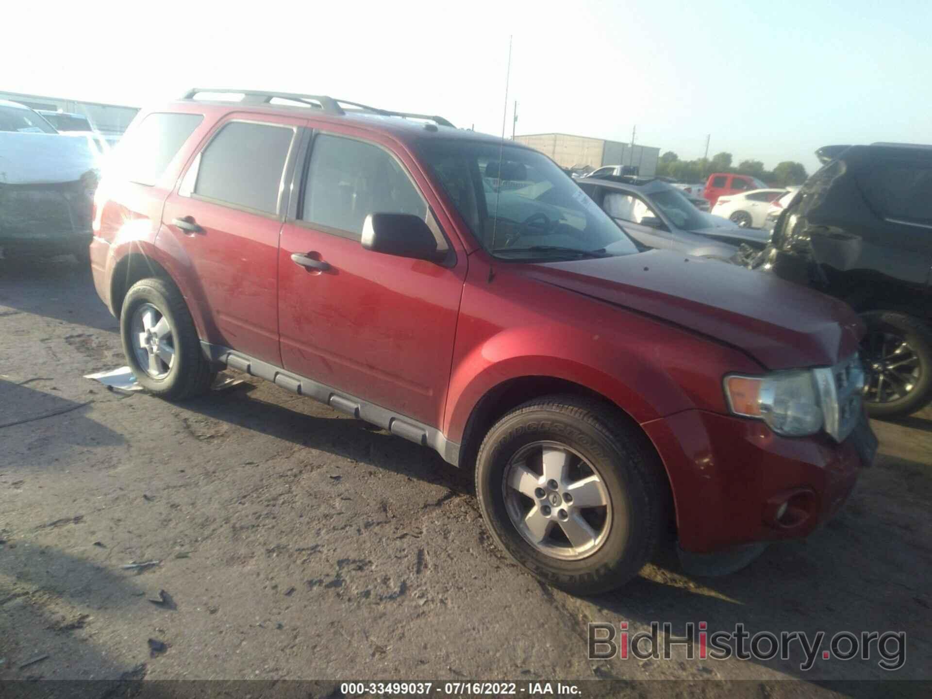 Photo 1FMCU0DG8CKB41735 - FORD ESCAPE 2012